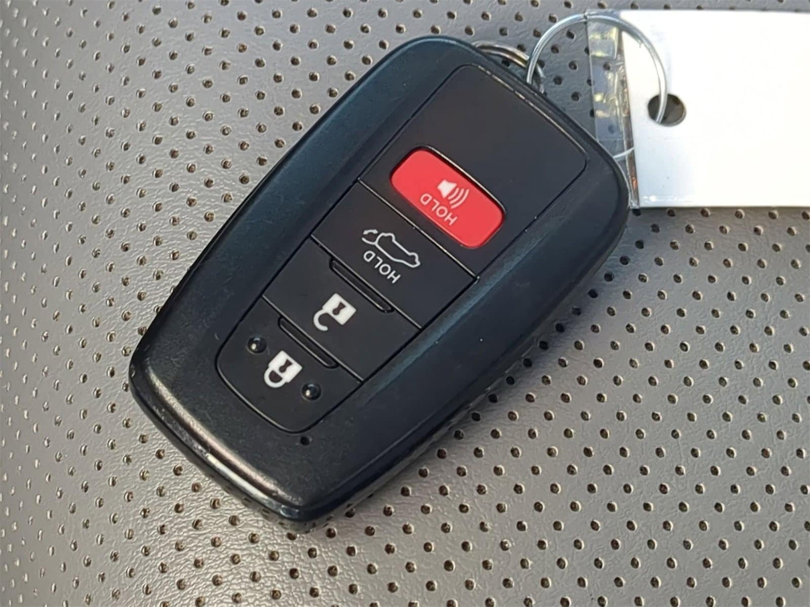 Thumbnail: 2020 Toyota RAV4 - 34