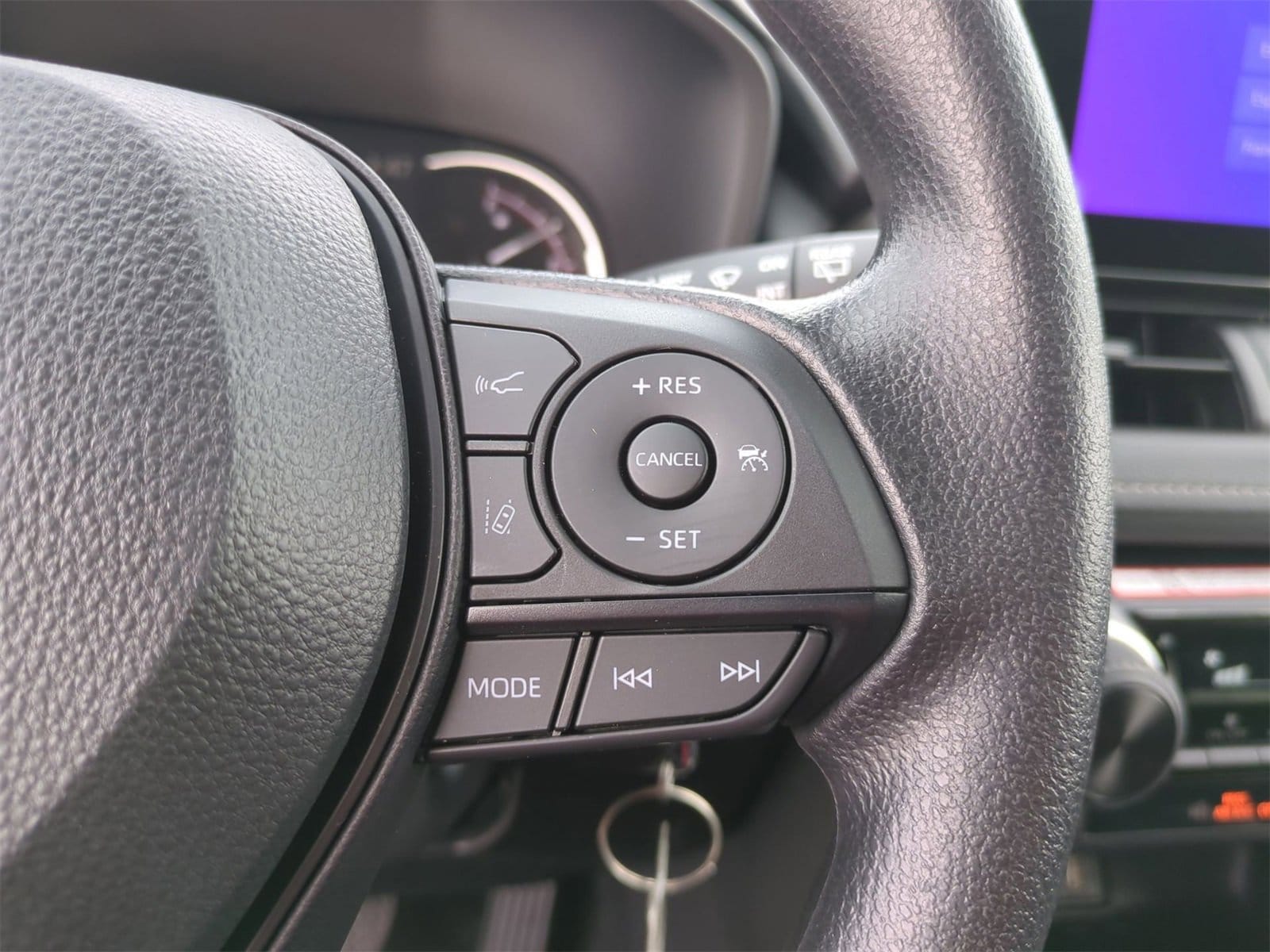 Thumbnail: 2025 Toyota RAV4 - 23