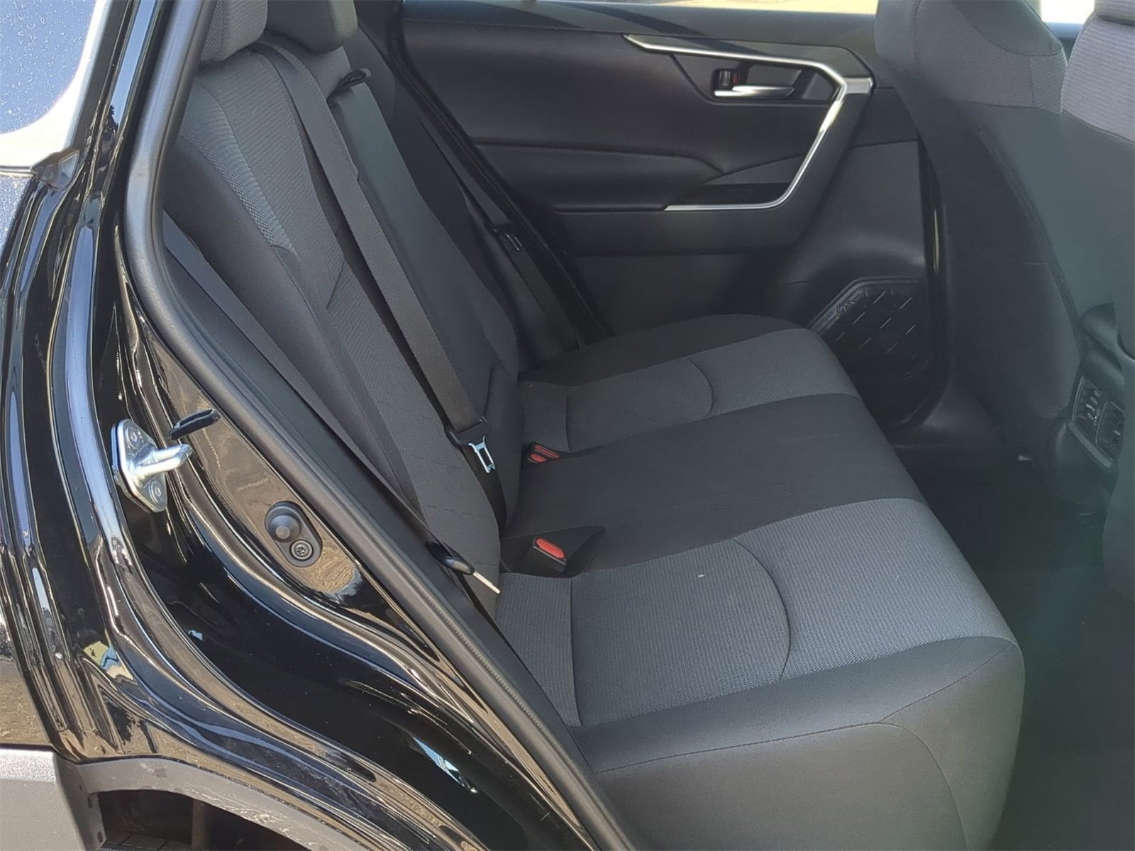 Thumbnail: 2024 Toyota RAV4 - 27