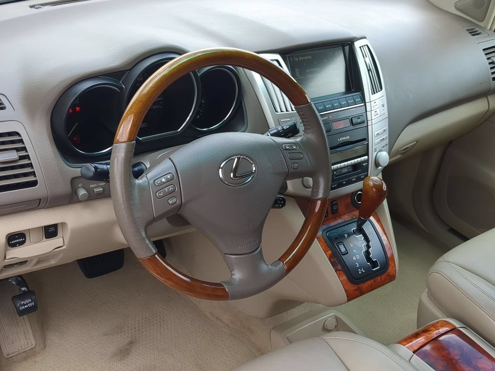 Thumbnail: 2009 Lexus RX - 10