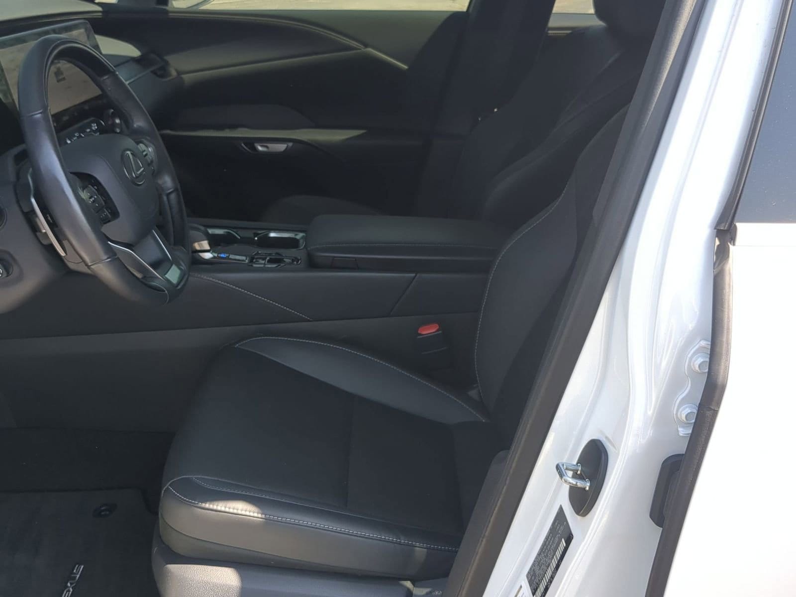 Thumbnail: 2024 Lexus RX - 16