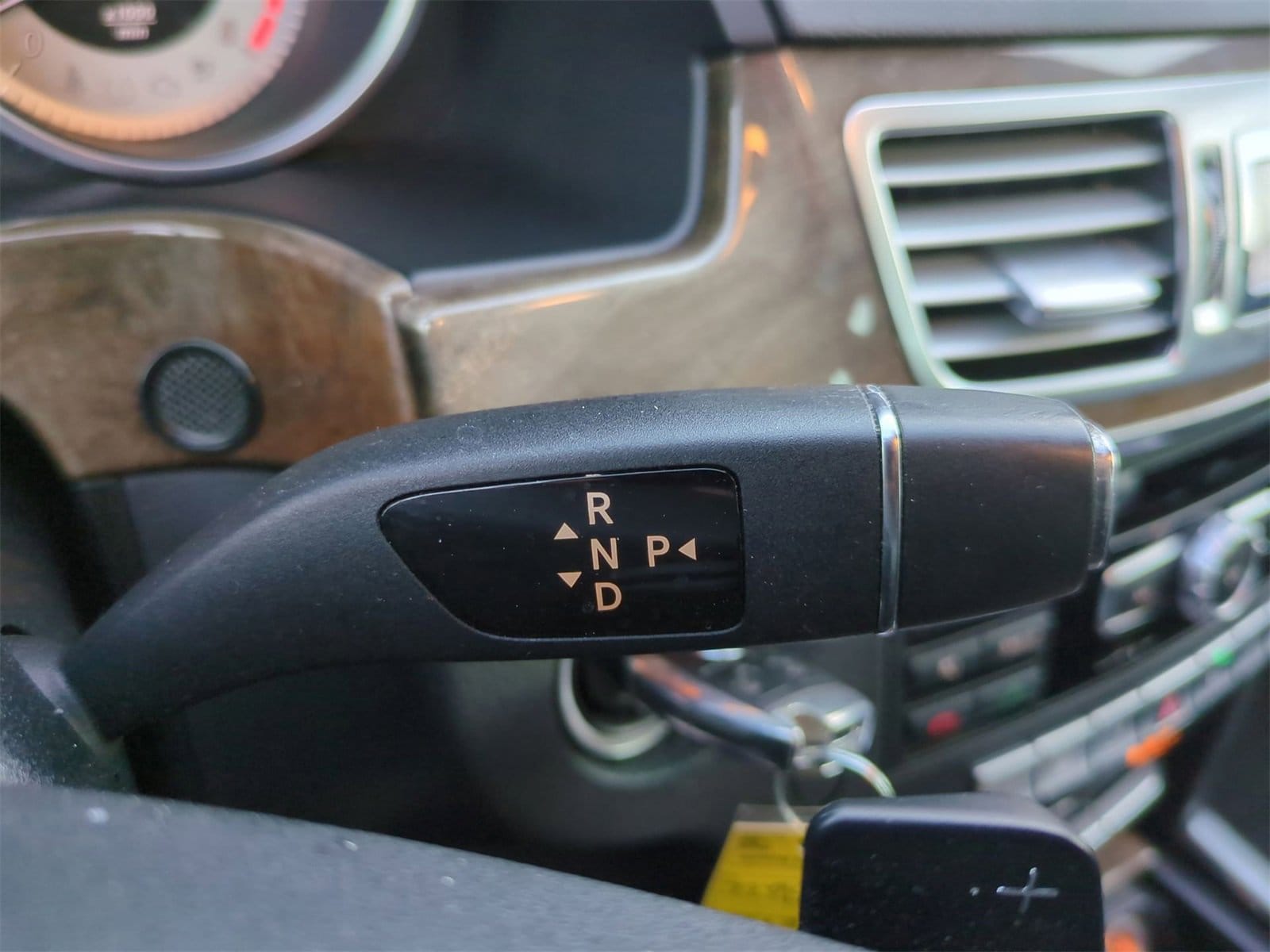 Thumbnail: 2014 Mercedes-Benz E-Class - 31