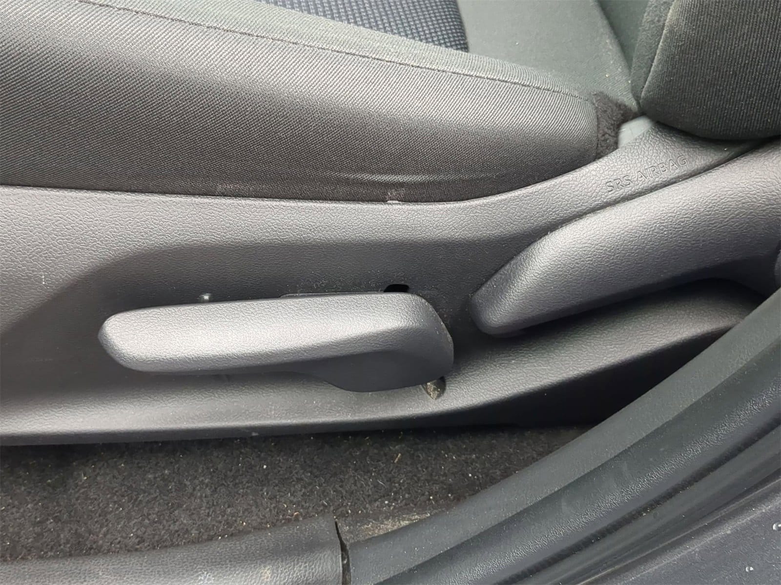 Thumbnail: 2023 Toyota RAV4 - 24