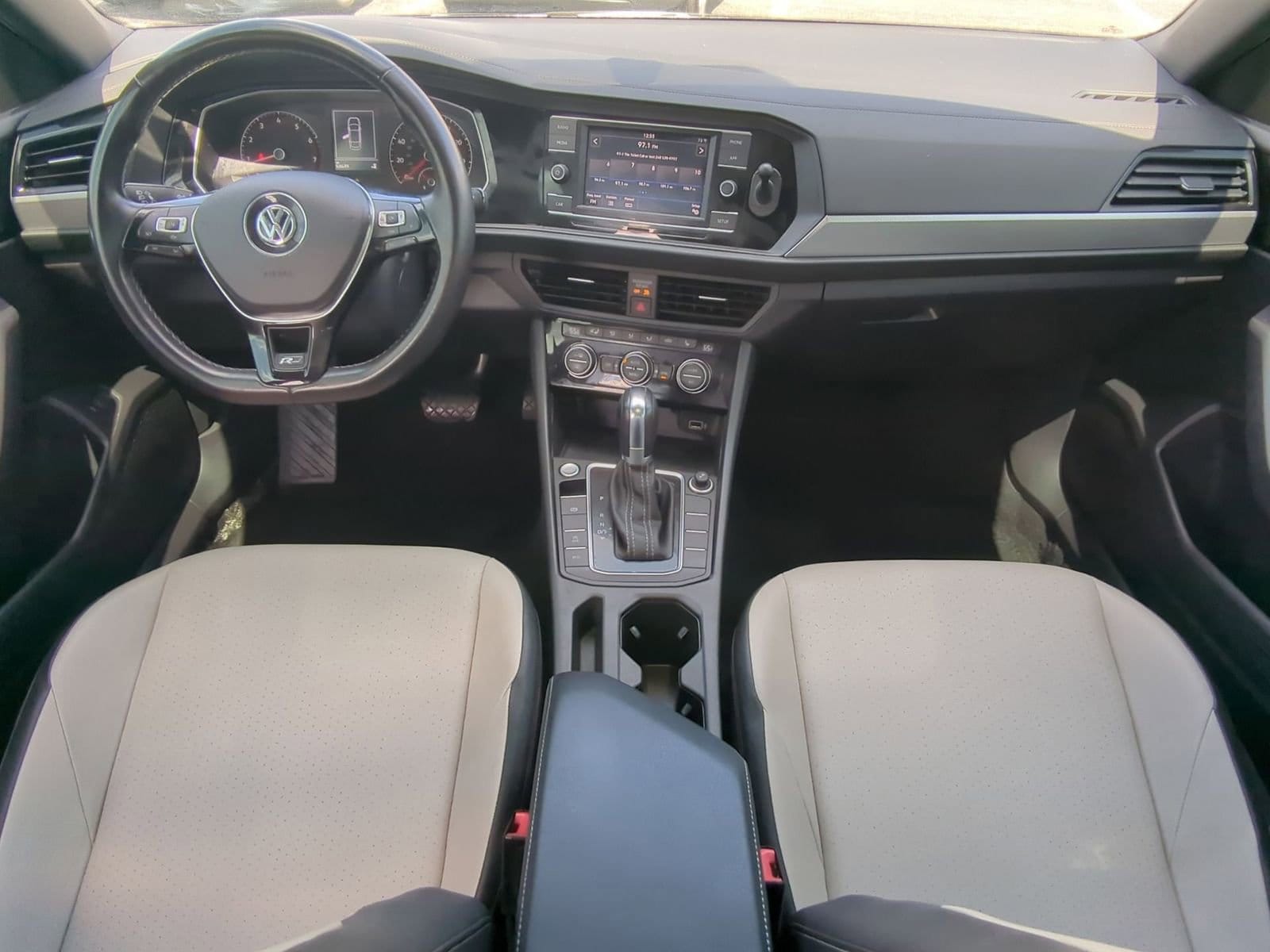 Thumbnail: 2019 Volkswagen Jetta - 15