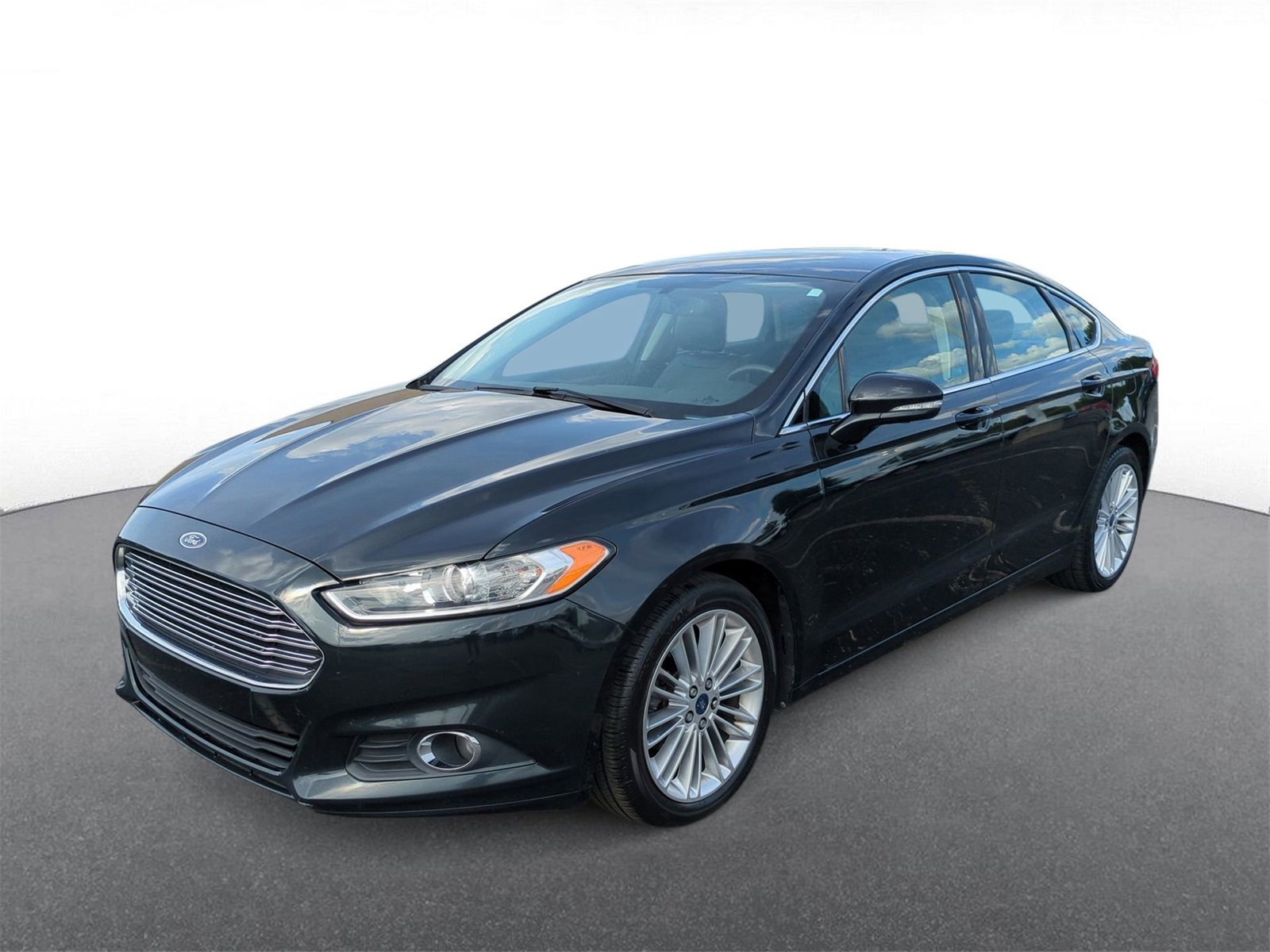 Thumbnail: 2014 Ford Fusion - 4