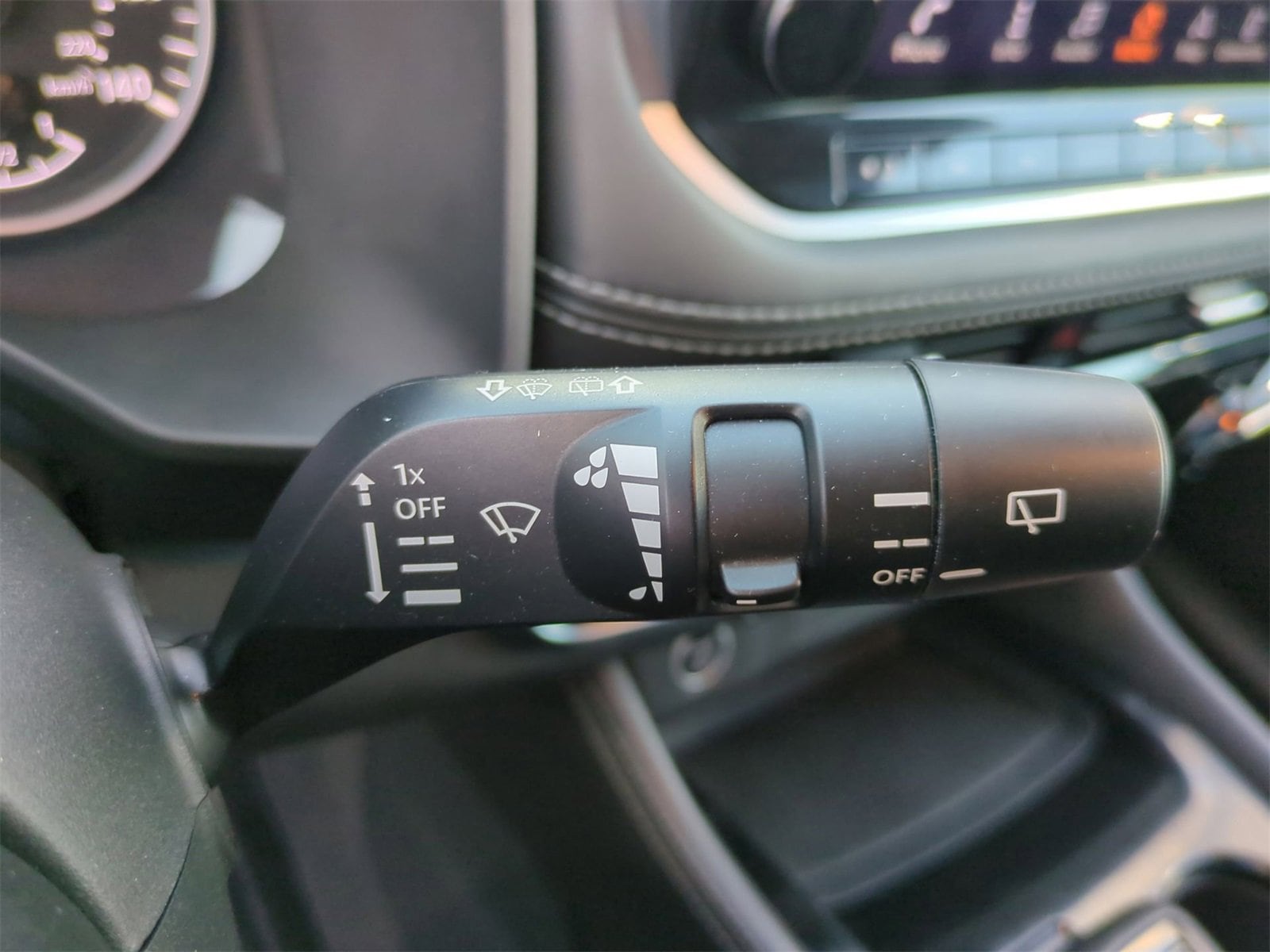 Thumbnail: 2023 Nissan Rogue - 25