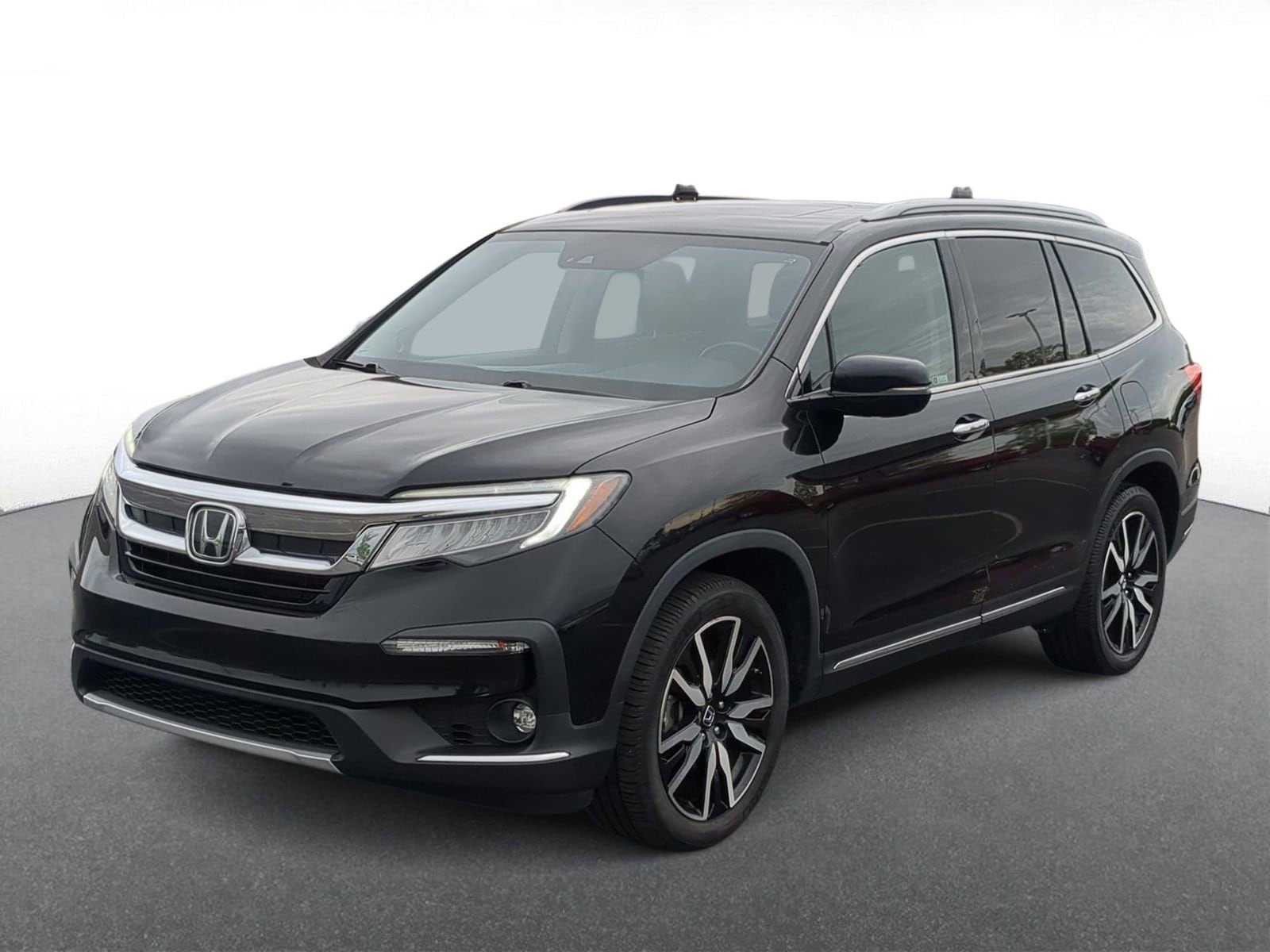 Thumbnail: 2019 Honda Pilot - 4