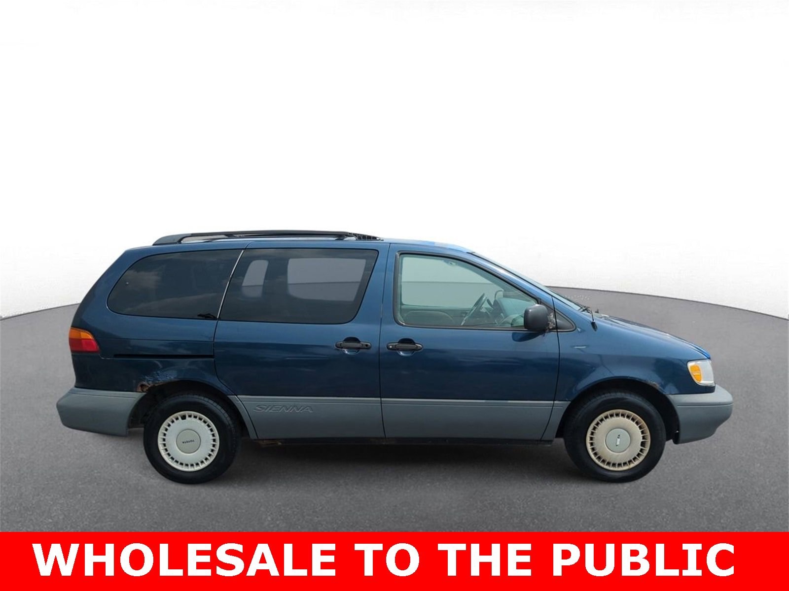 Thumbnail: 2000 Toyota Sienna - 9