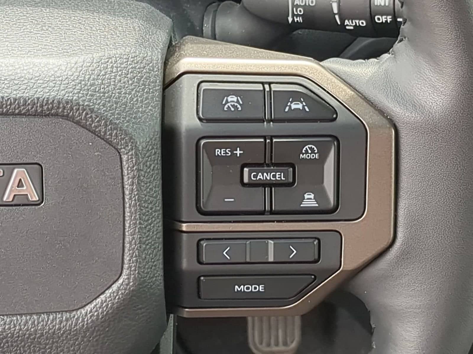 Thumbnail: 2025 Toyota Land Cruiser - 24