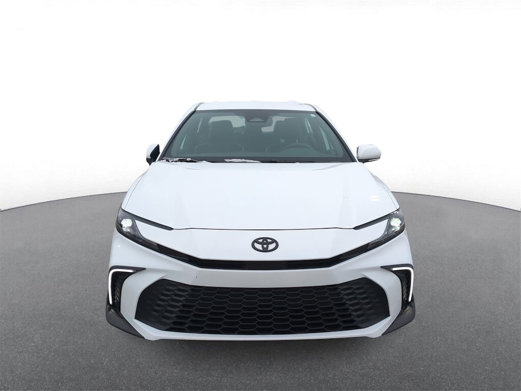 Used 2025 Toyota Camry SE Sedan