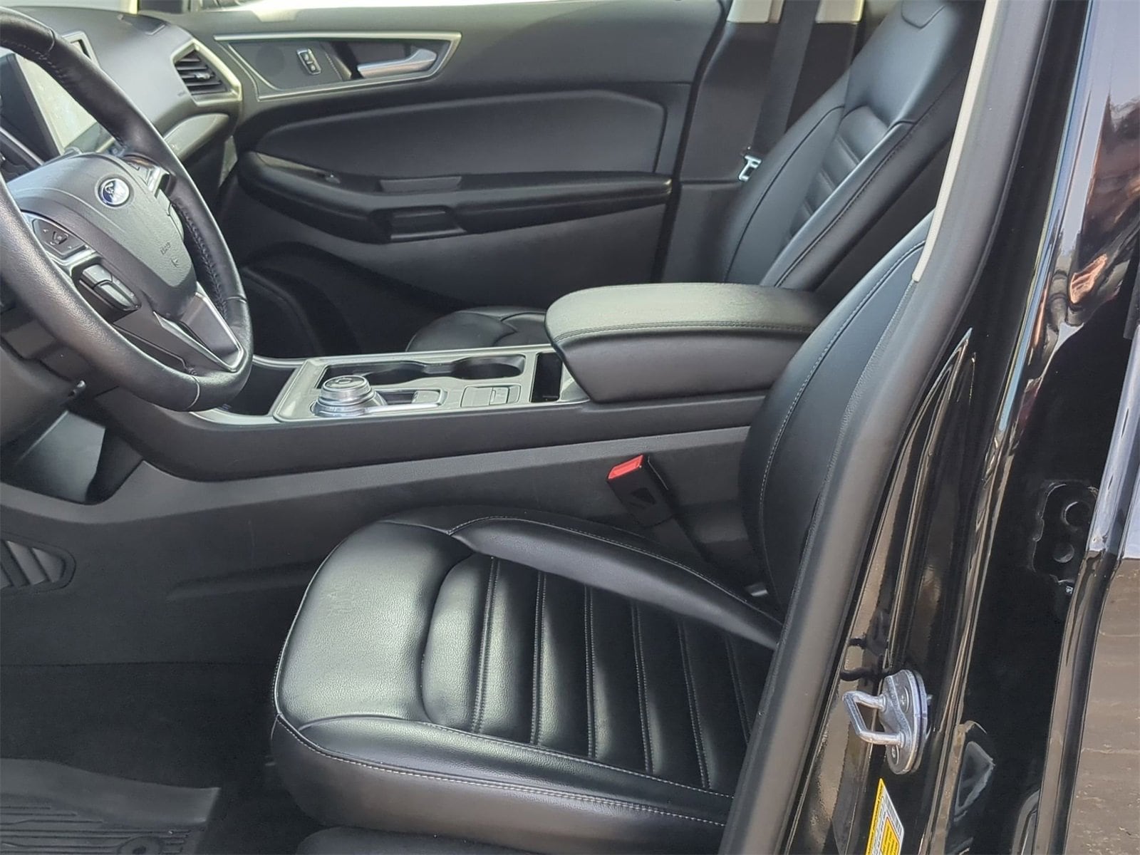 Thumbnail: 2024 Ford Edge - 23