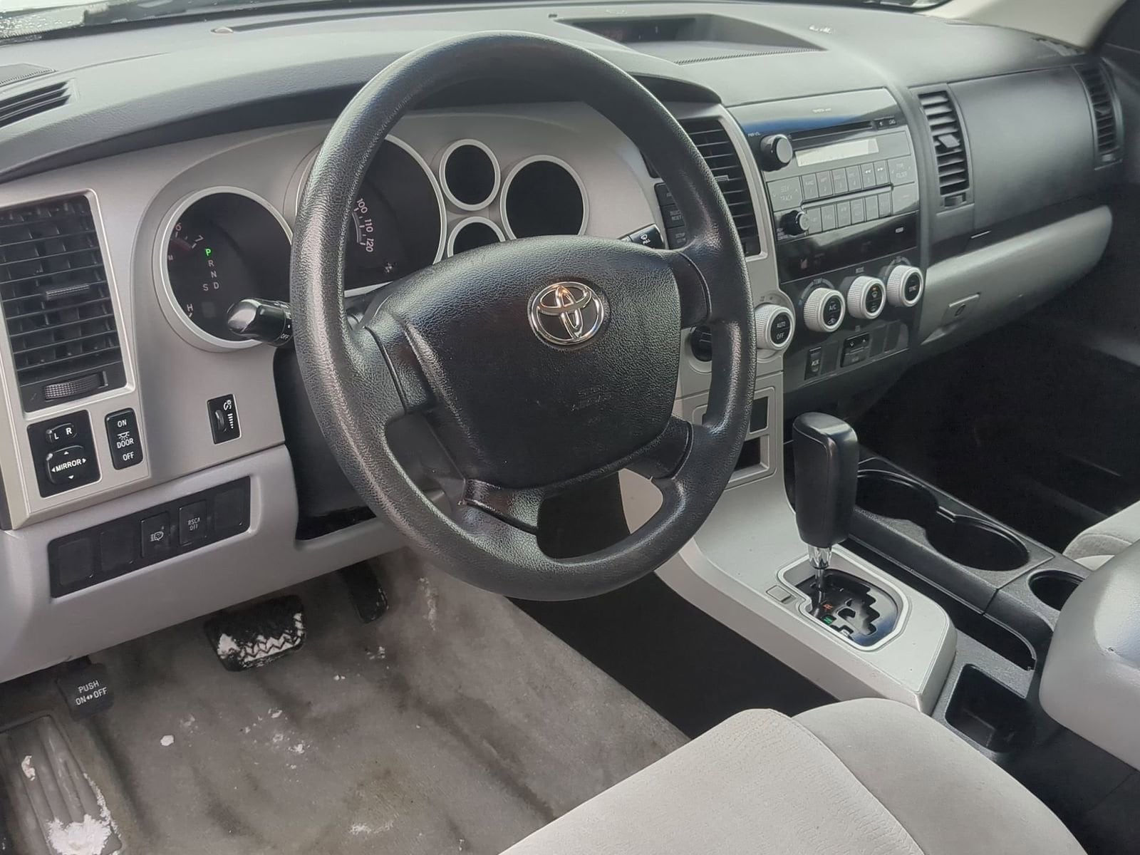 Thumbnail: 2008 Toyota Sequoia - 10