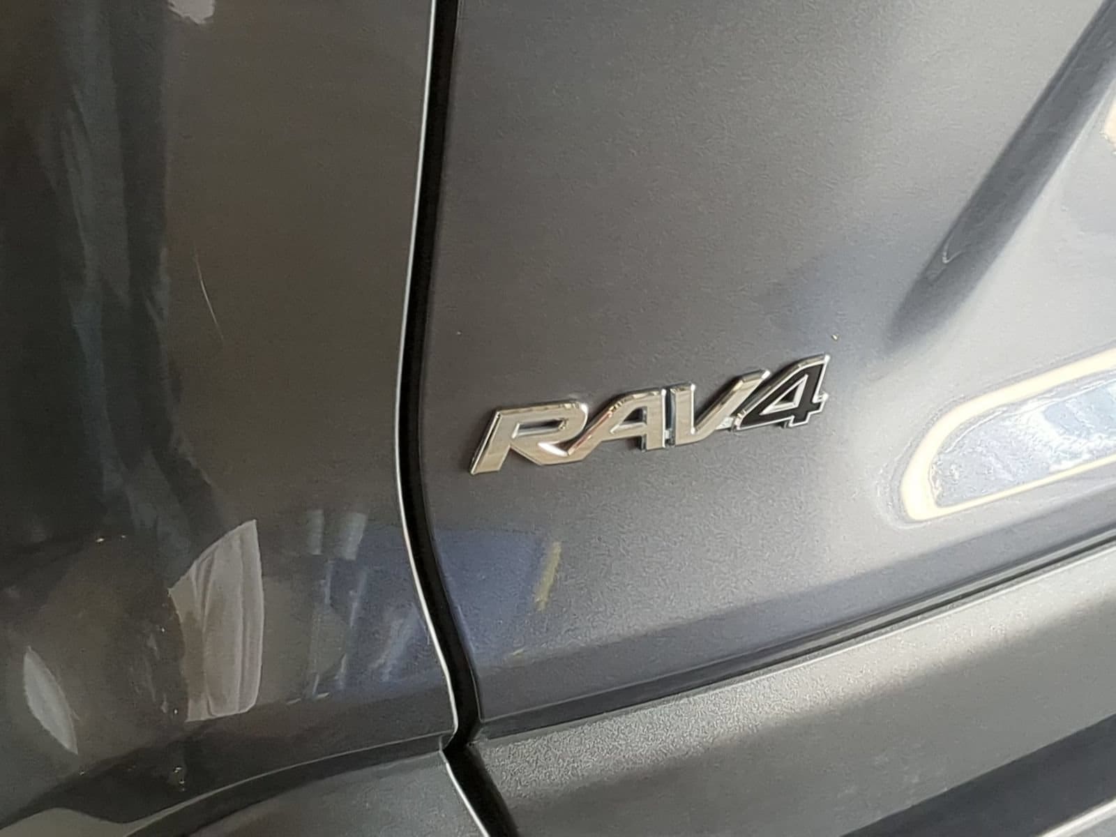 2024 Toyota RAV4 XLE Premium - Photo 13