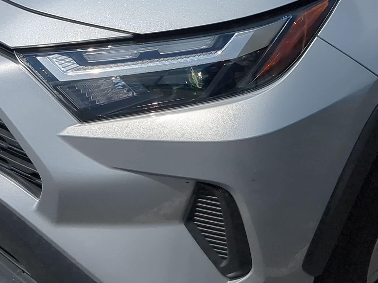 Thumbnail: 2025 Toyota RAV4 - 11