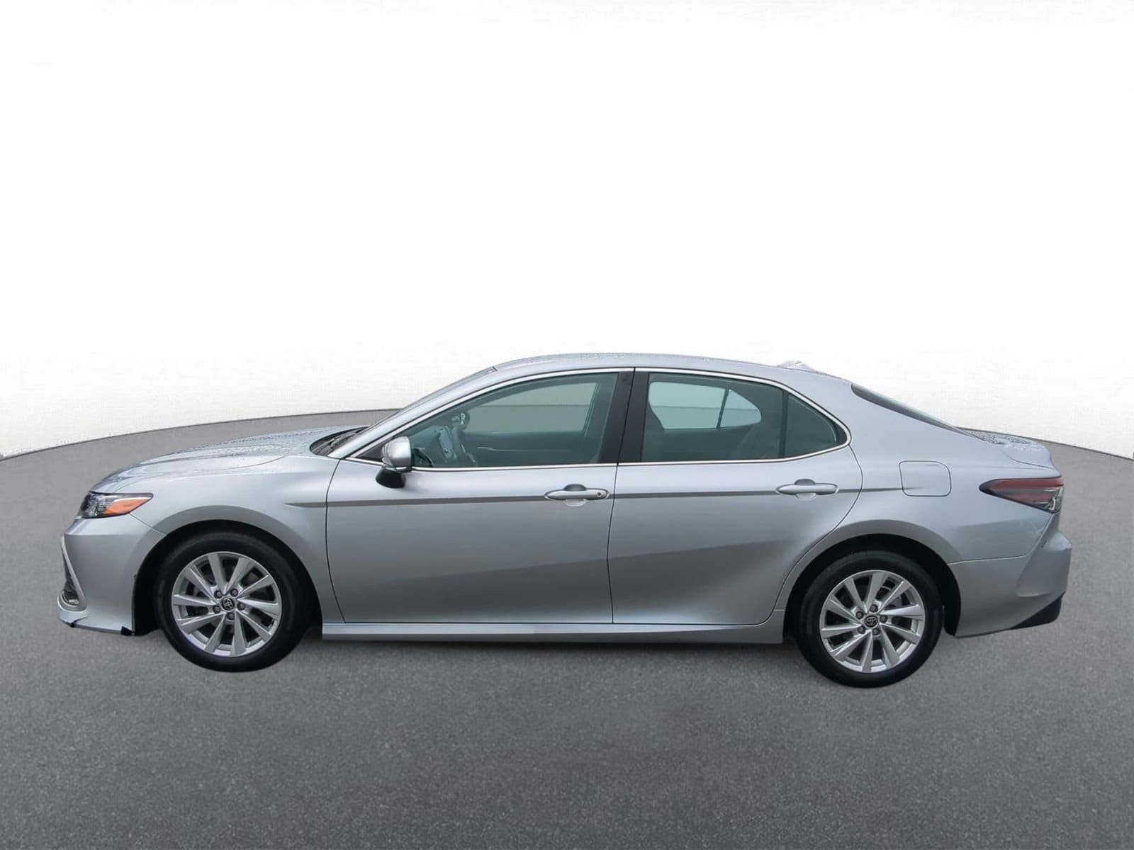 Thumbnail: 2023 Toyota Camry - 5
