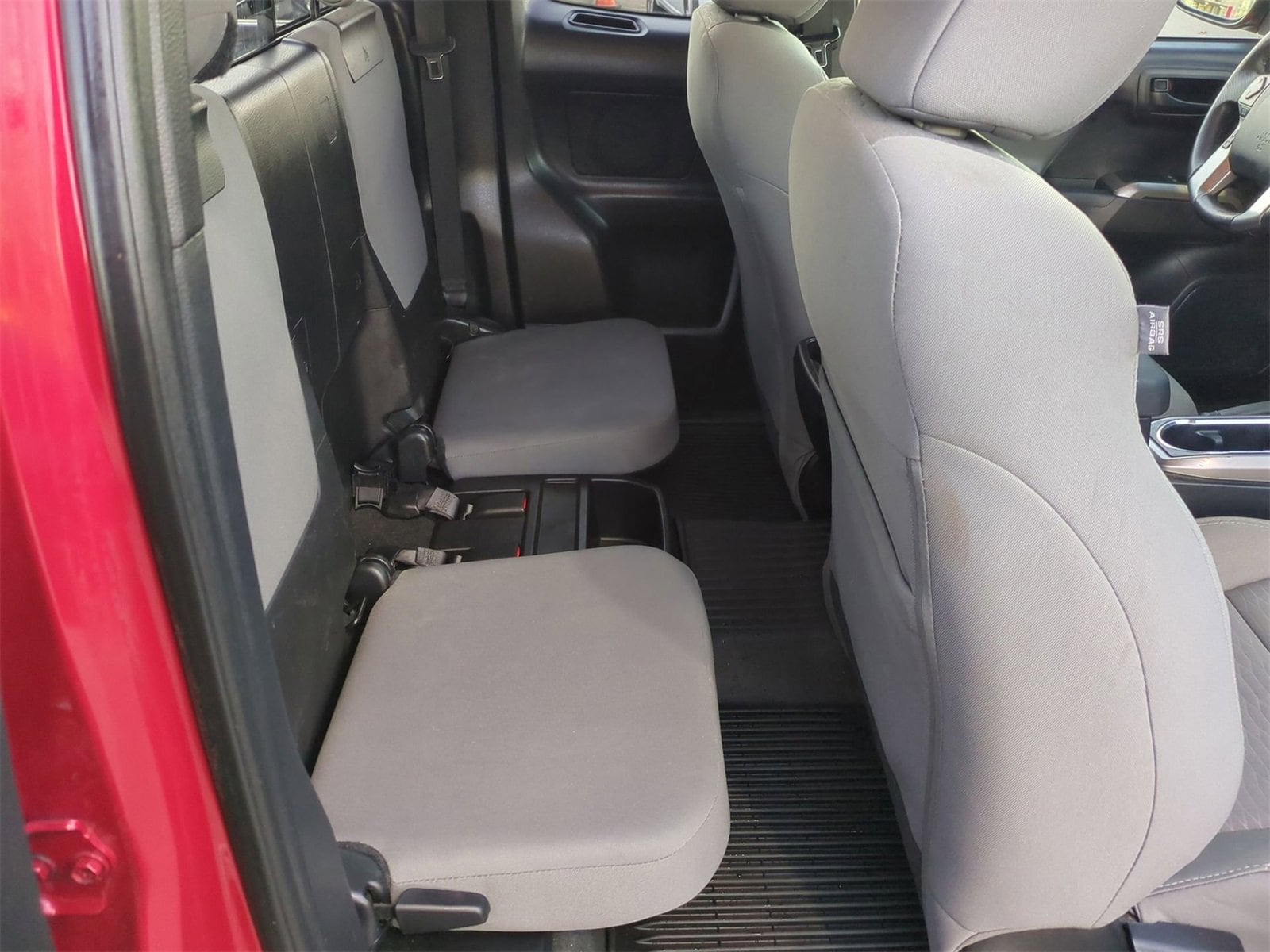 Thumbnail: 2018 Toyota Tacoma - 20