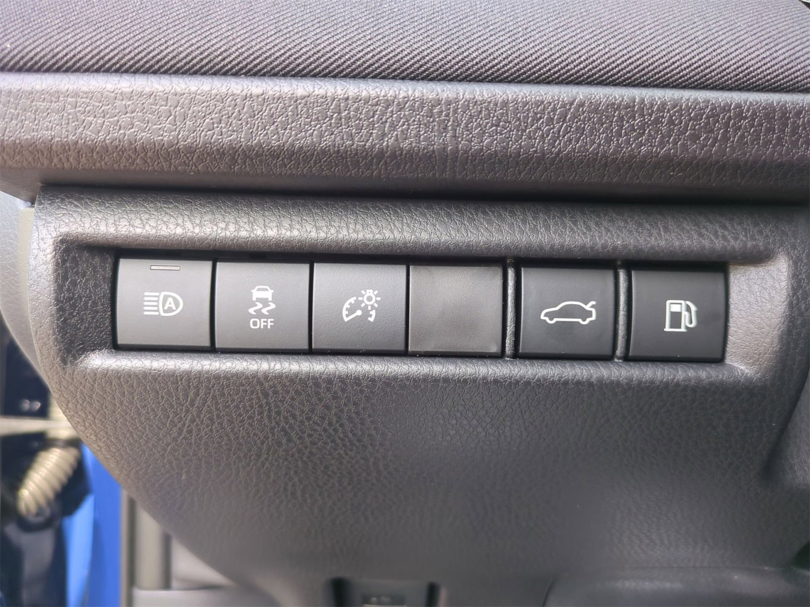 Thumbnail: 2026 Toyota Camry - 27