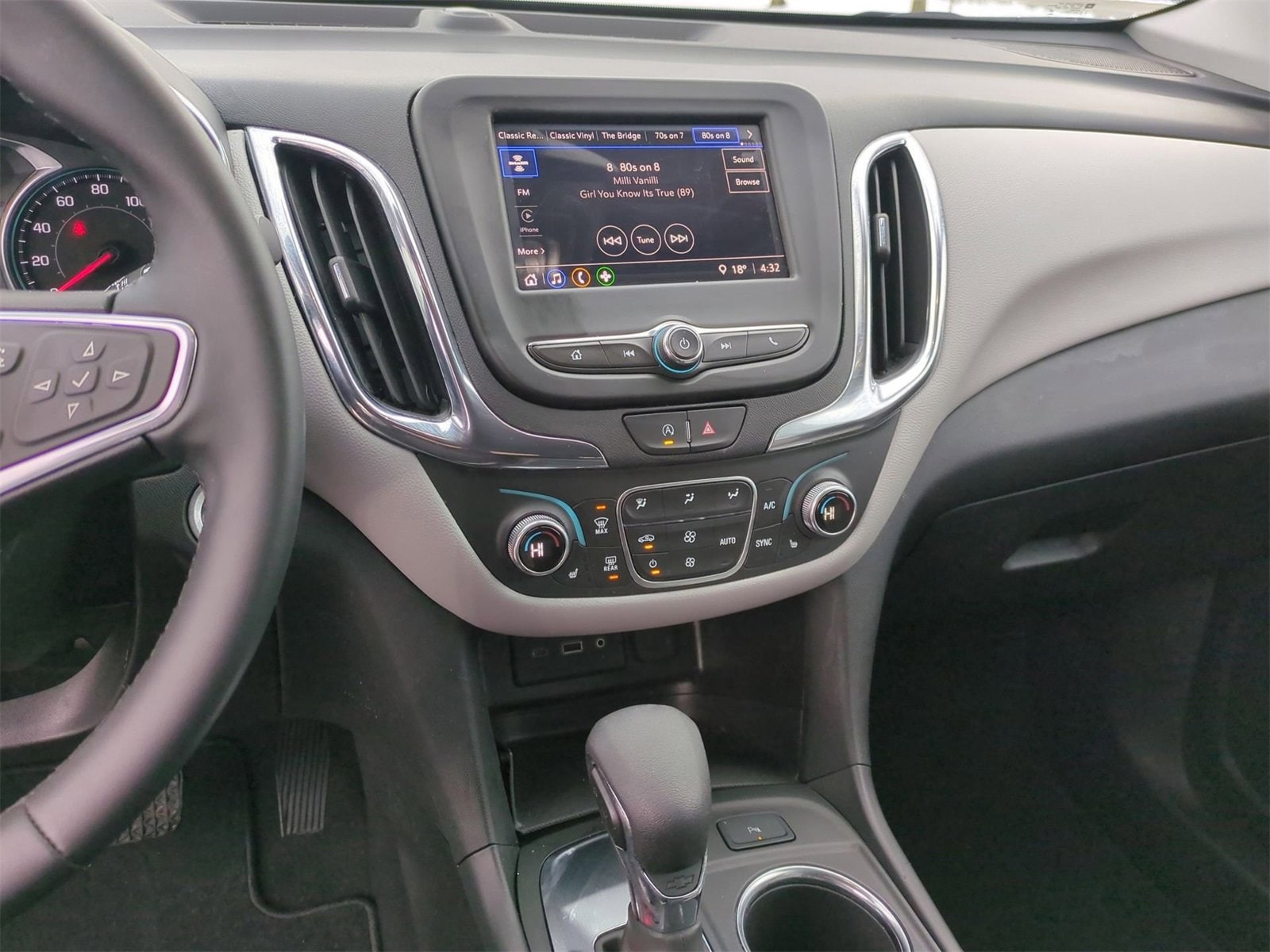 Thumbnail: 2024 Chevrolet Equinox - 27