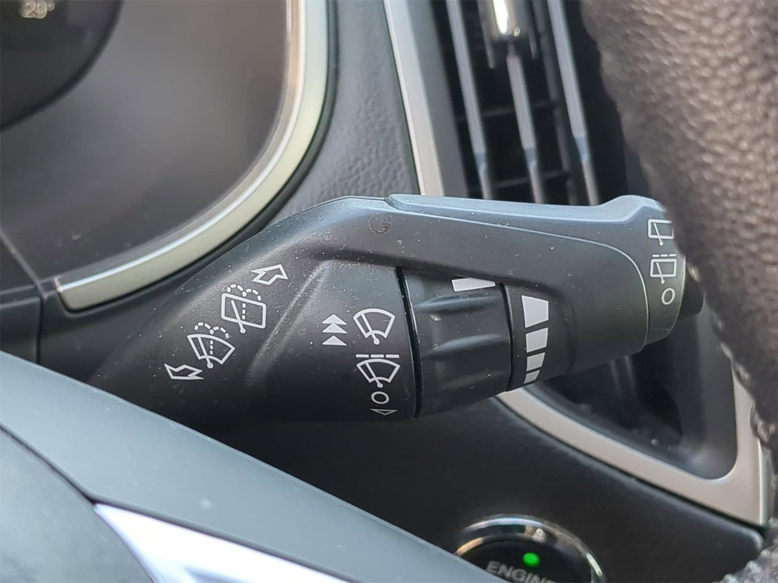 Thumbnail: 2021 Ford Edge - 32