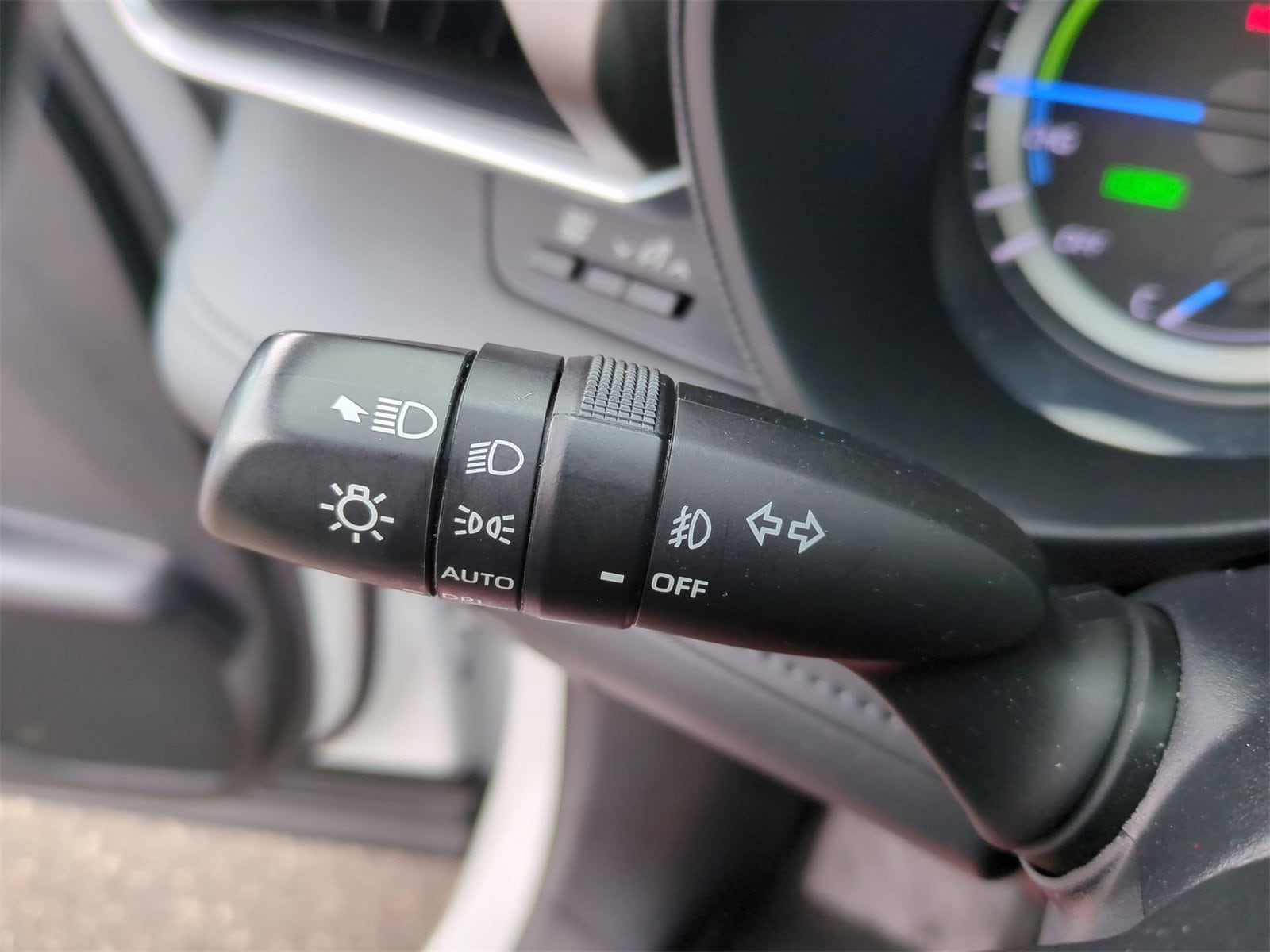 Thumbnail: 2023 Toyota Highlander - 26