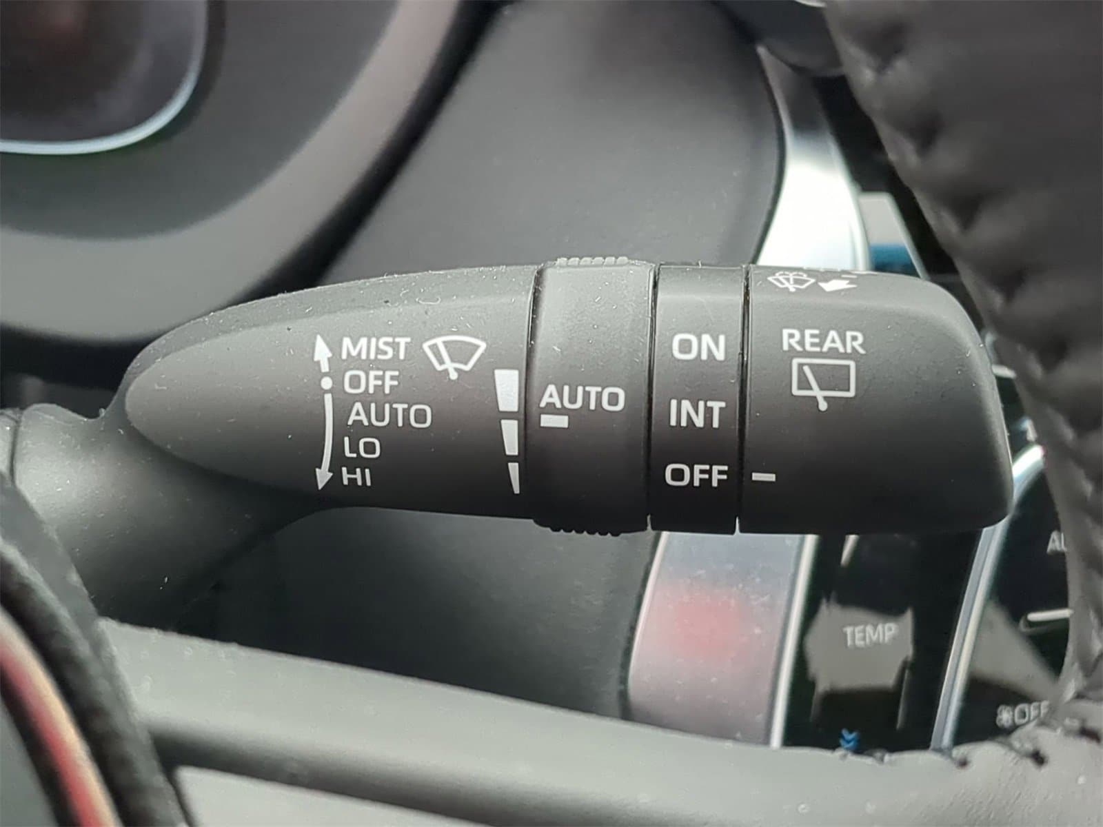 Thumbnail: 2024 Toyota Venza - 32