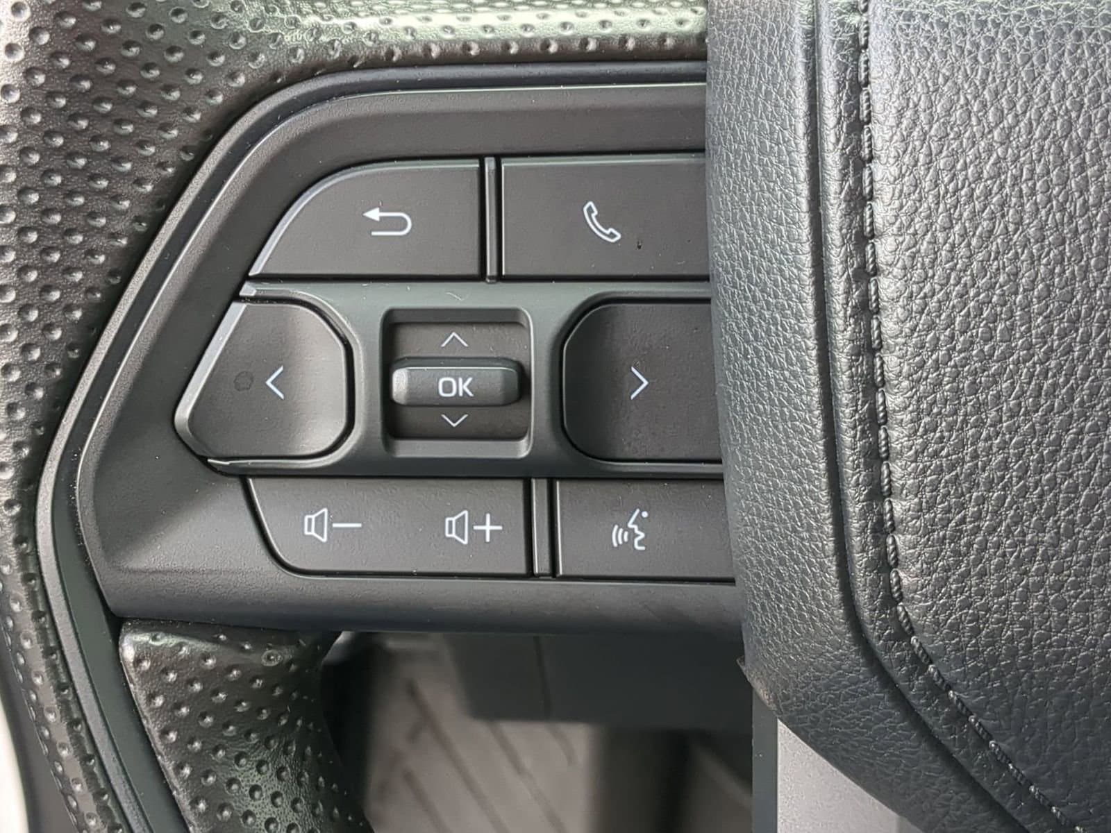 Thumbnail: 2024 Toyota Tacoma - 23