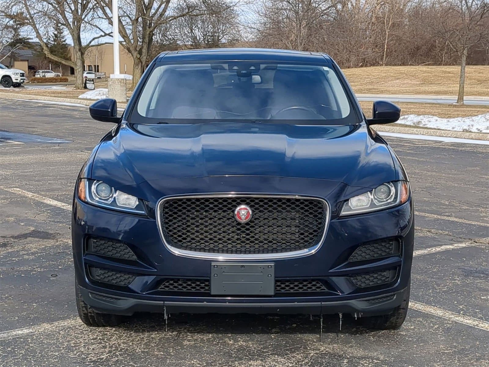 Thumbnail: 2017 Jaguar F-Pace - 17