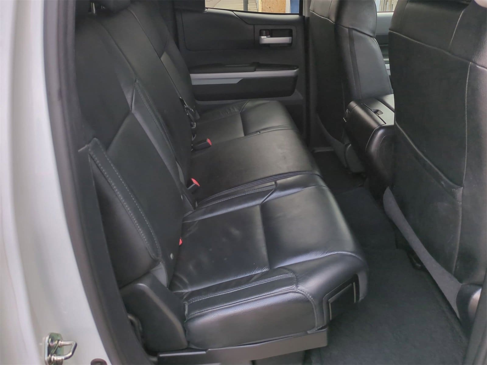Thumbnail: 2016 Toyota Tundra - 18