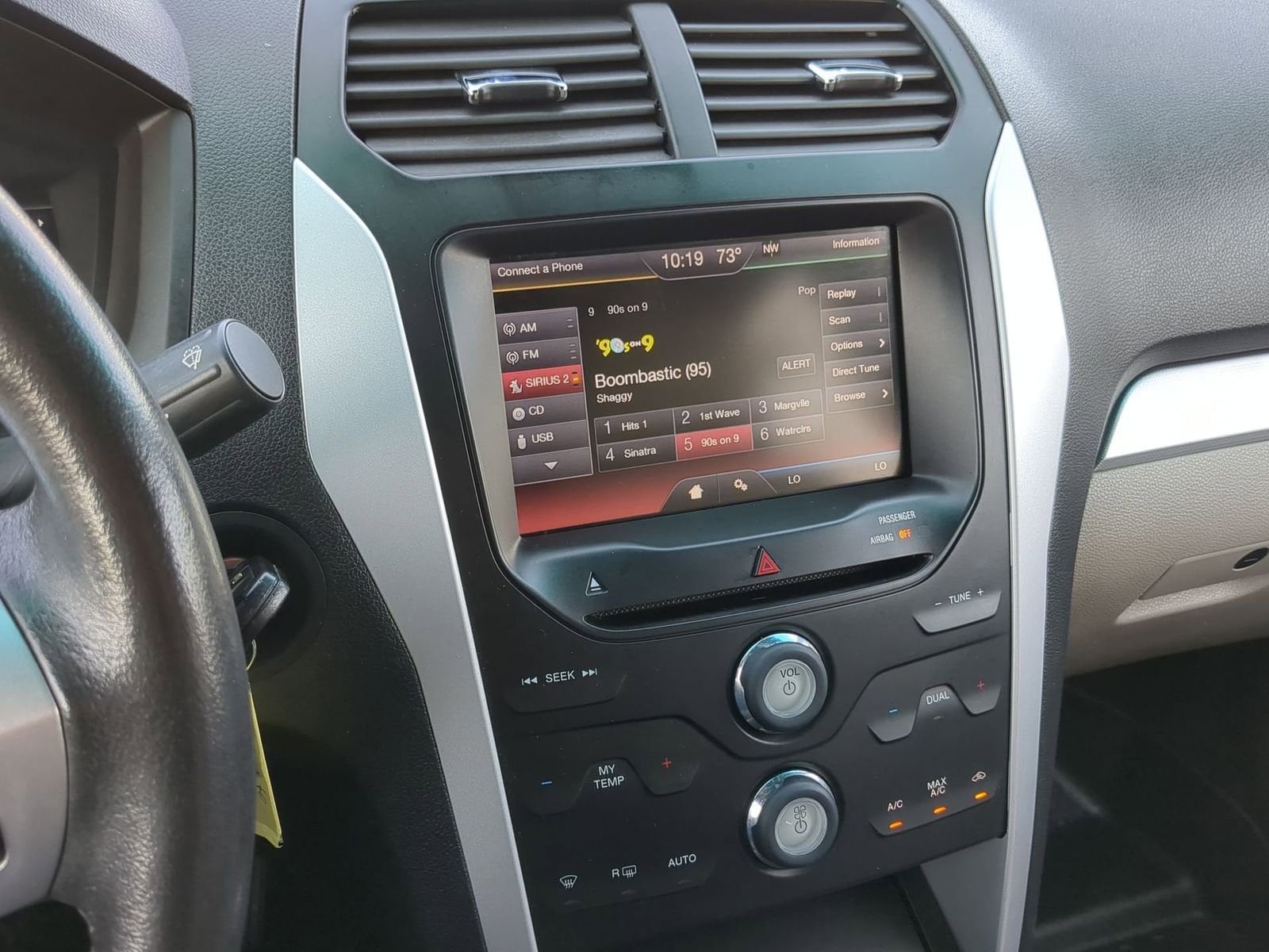 Thumbnail: 2014 Ford Explorer - 27