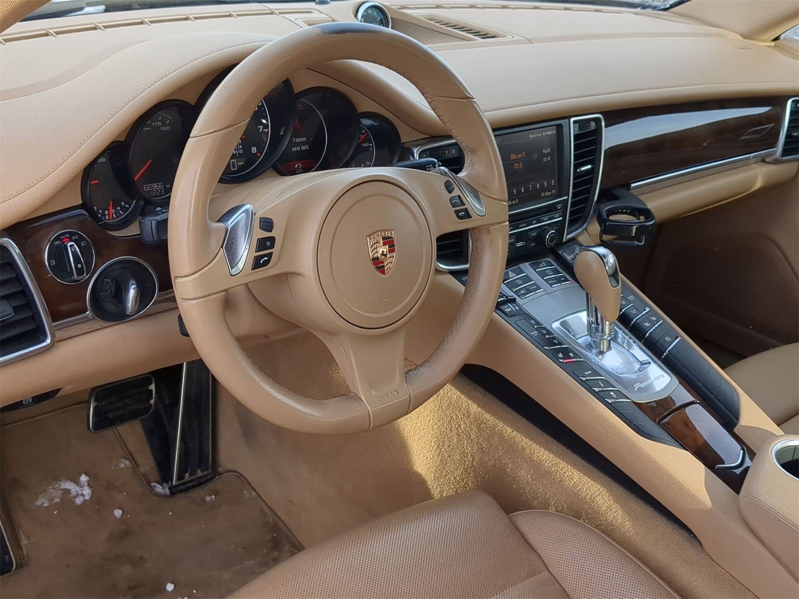 Thumbnail: 2015 Porsche Panamera - 10