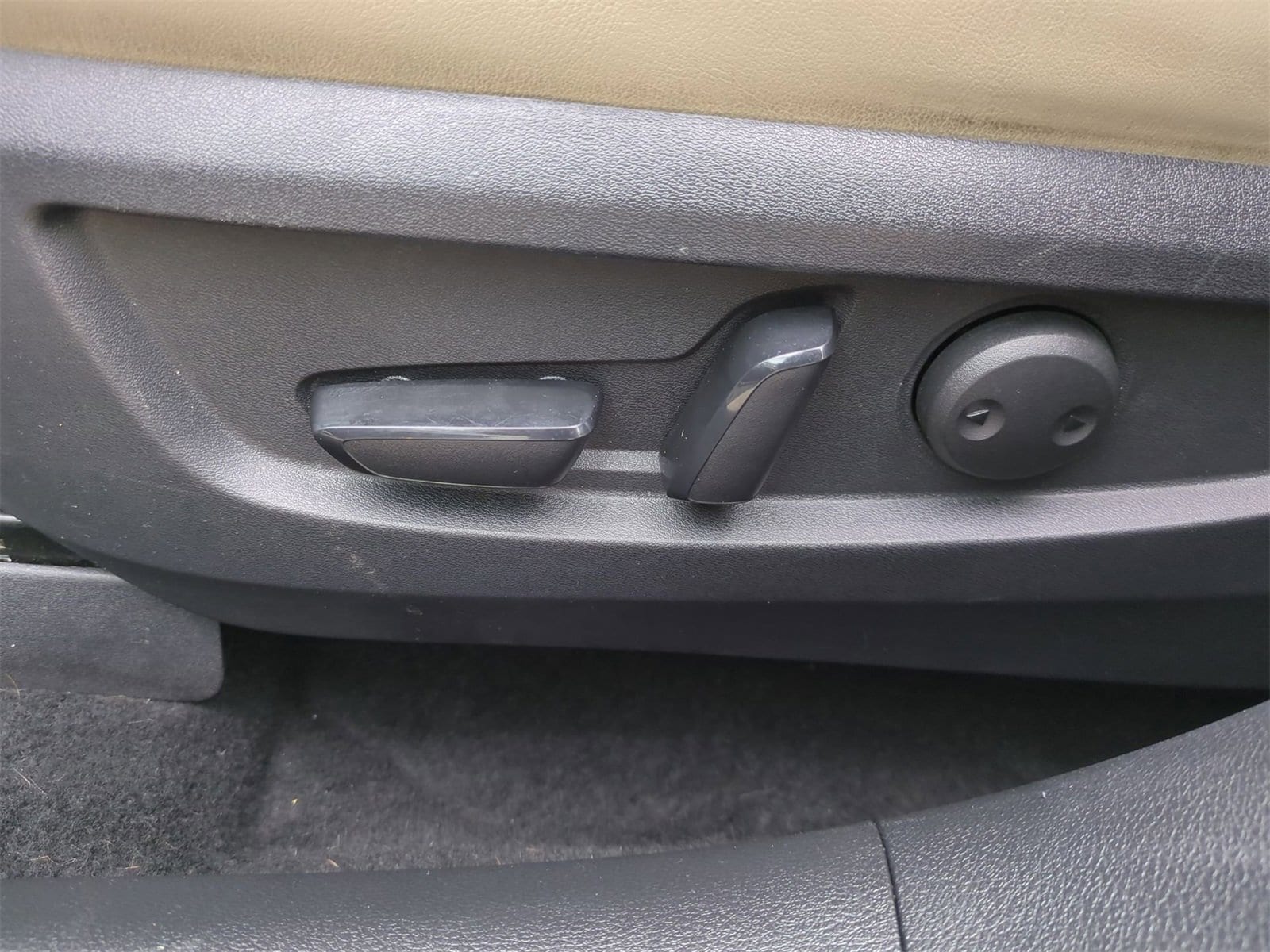 Thumbnail: 2021 INFINITI QX50 - 17