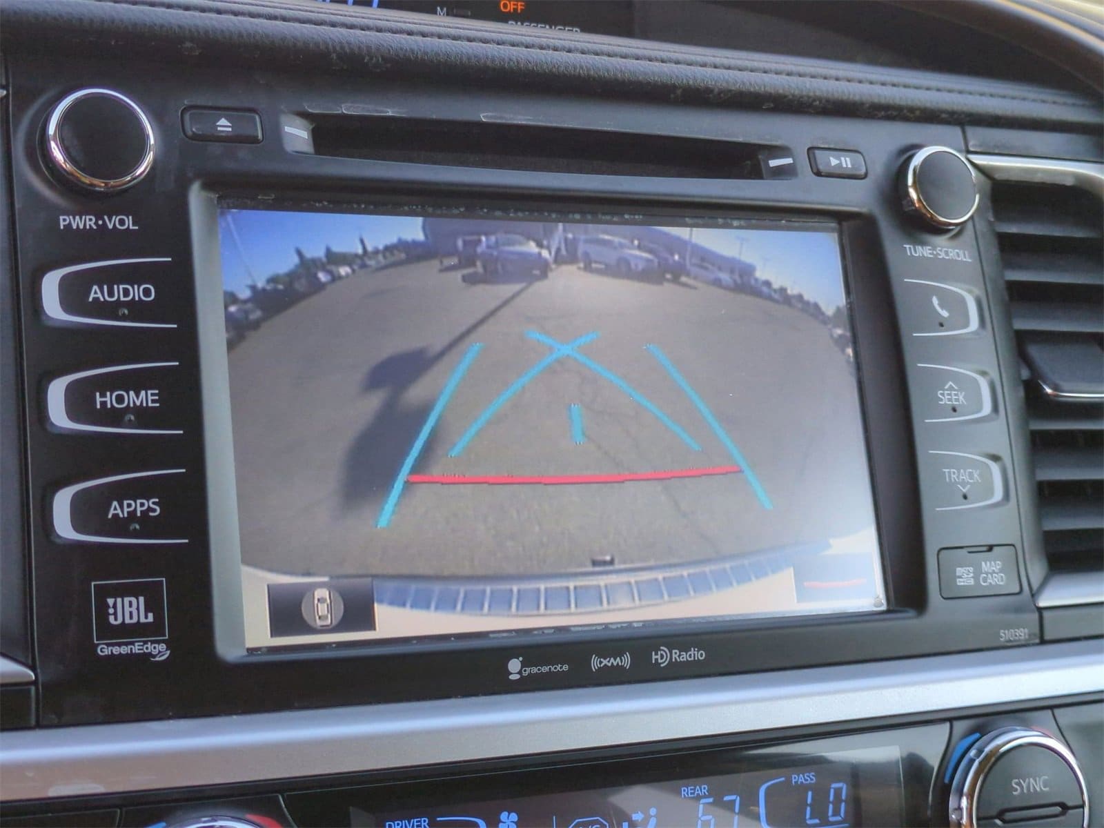 Thumbnail: 2019 Toyota Highlander - 29