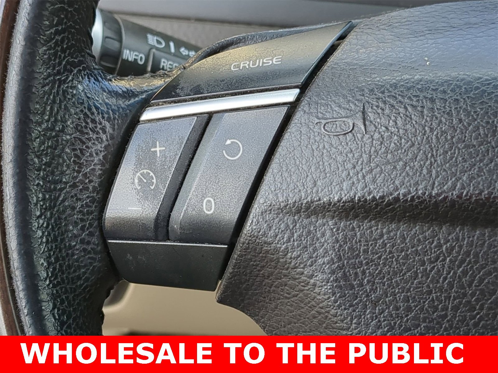 Thumbnail: 2008 Volvo XC90 - 29