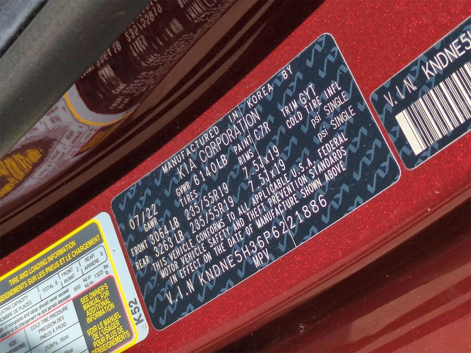 Thumbnail: 2023 Kia Carnival - 37