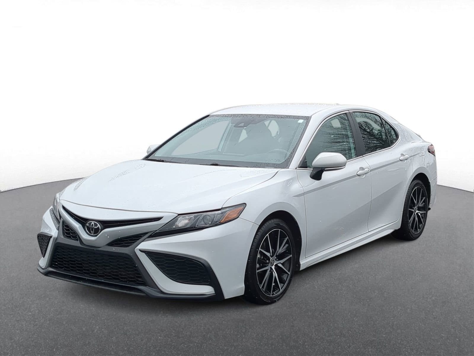 Thumbnail: 2024 Toyota Camry - 4
