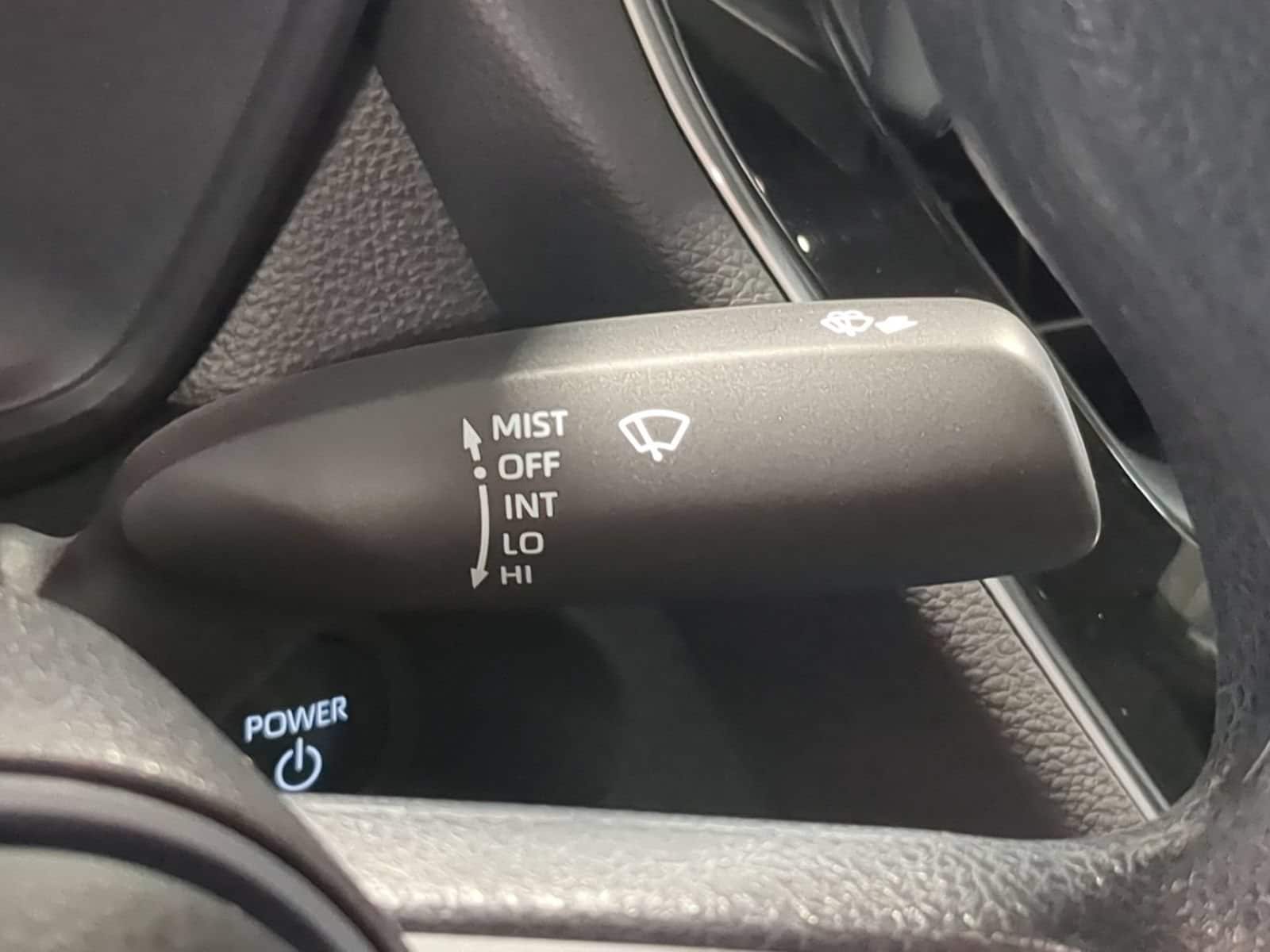 2024 Toyota Corolla Cross S - Photo 25