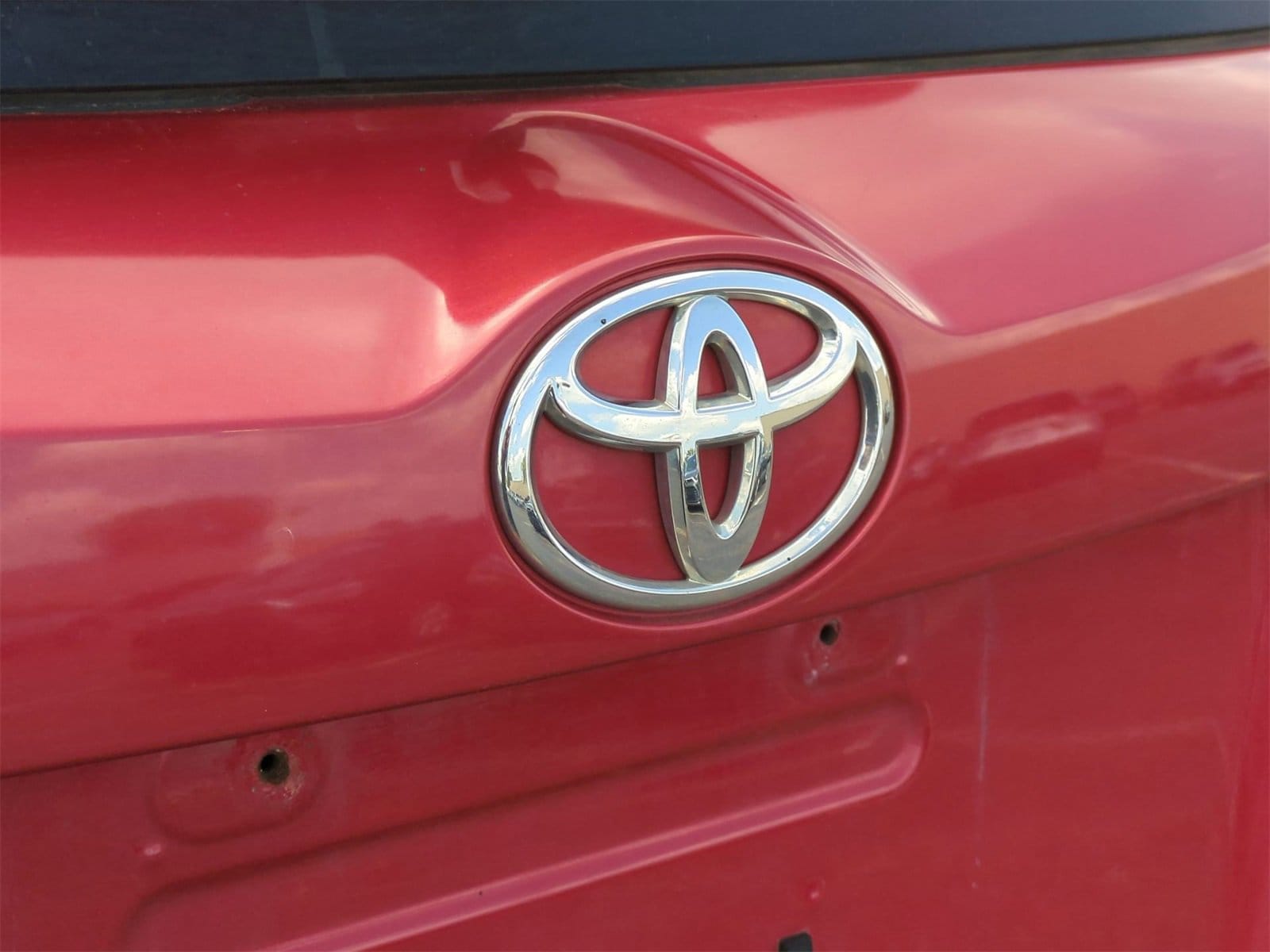 Thumbnail: 2014 Toyota RAV4 - 11