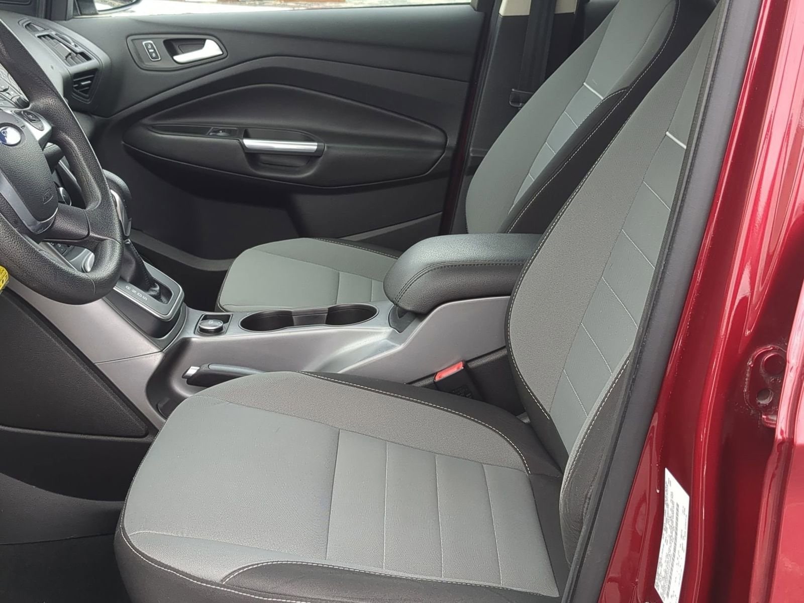 Thumbnail: 2013 Ford Escape - 16