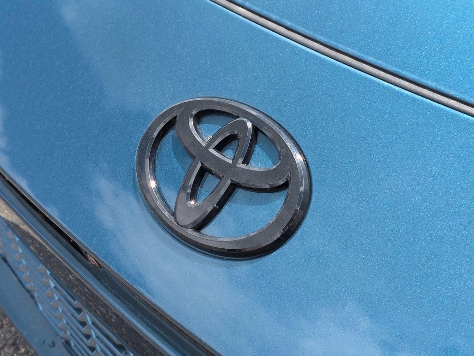 Thumbnail: 2026 Toyota Camry - 12