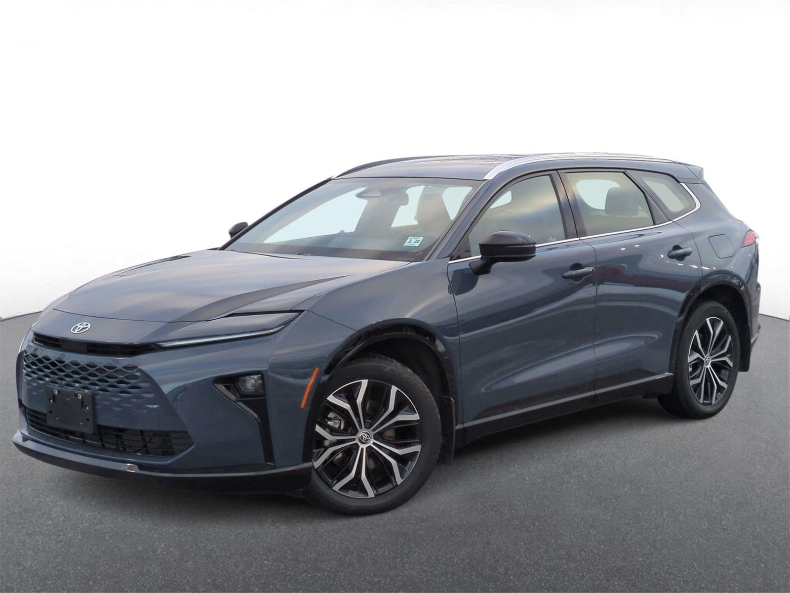 2025 Toyota Crown Signia XLE -
                  Troy, MI