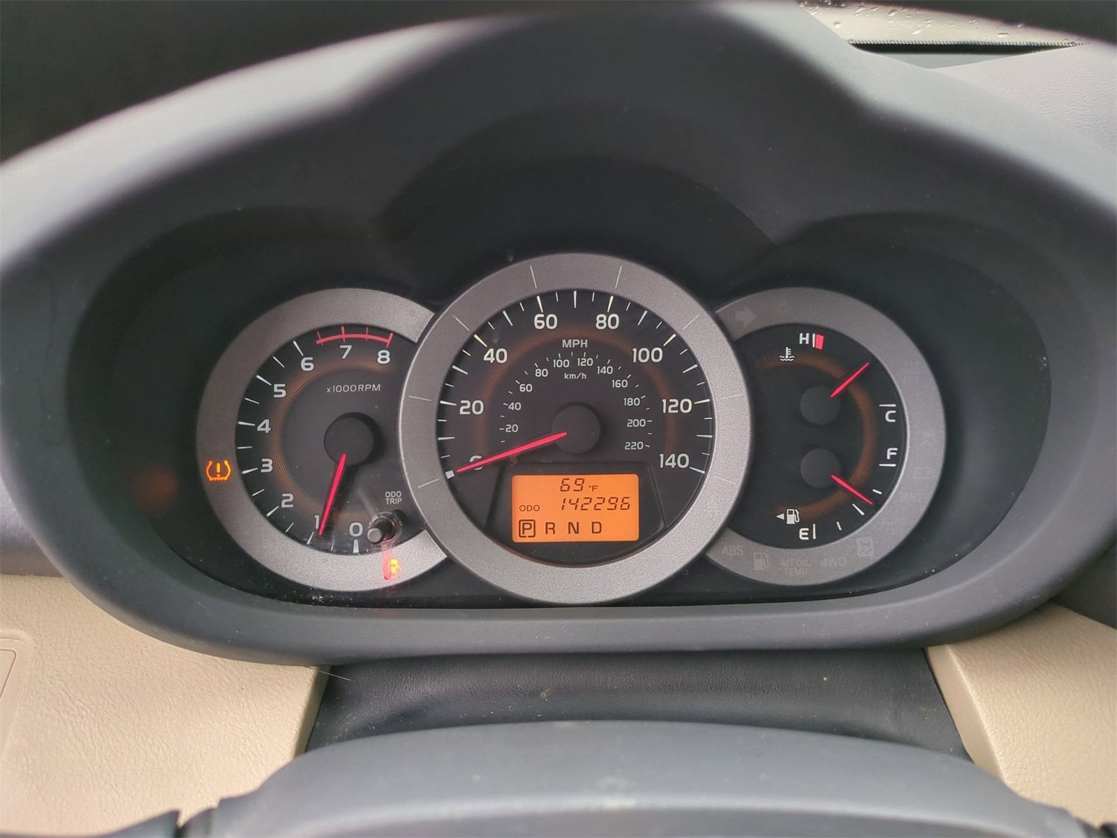 Thumbnail: 2010 Toyota RAV4 - 32
