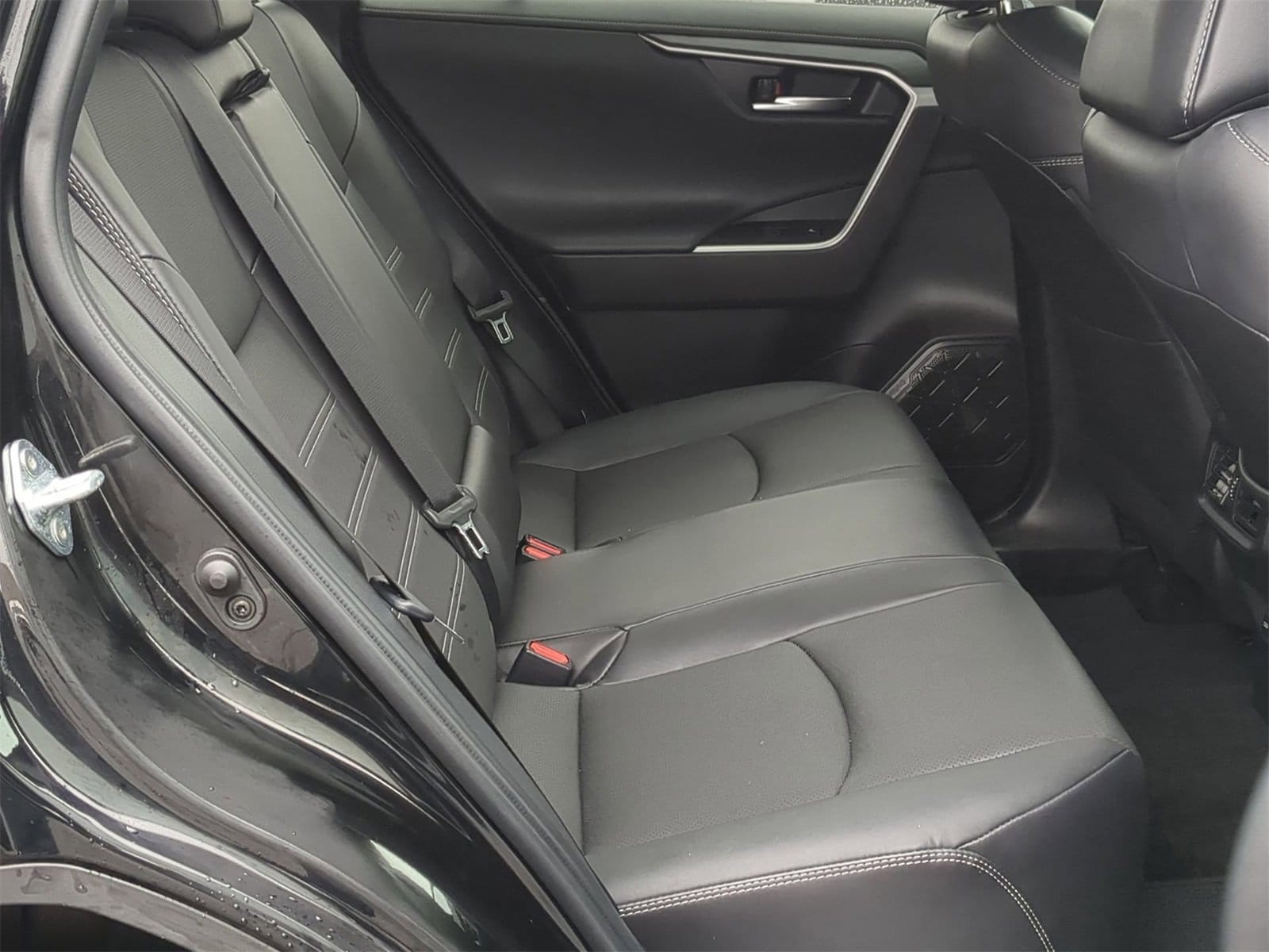 Thumbnail: 2024 Toyota RAV4 - 26