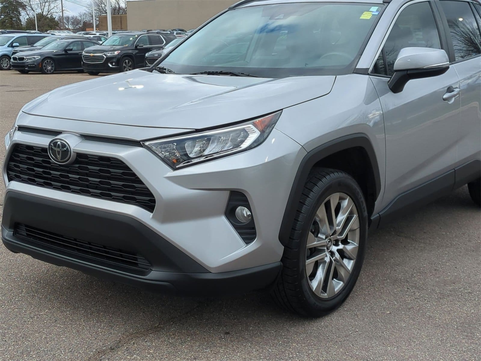 Thumbnail: 2020 Toyota RAV4 - 11