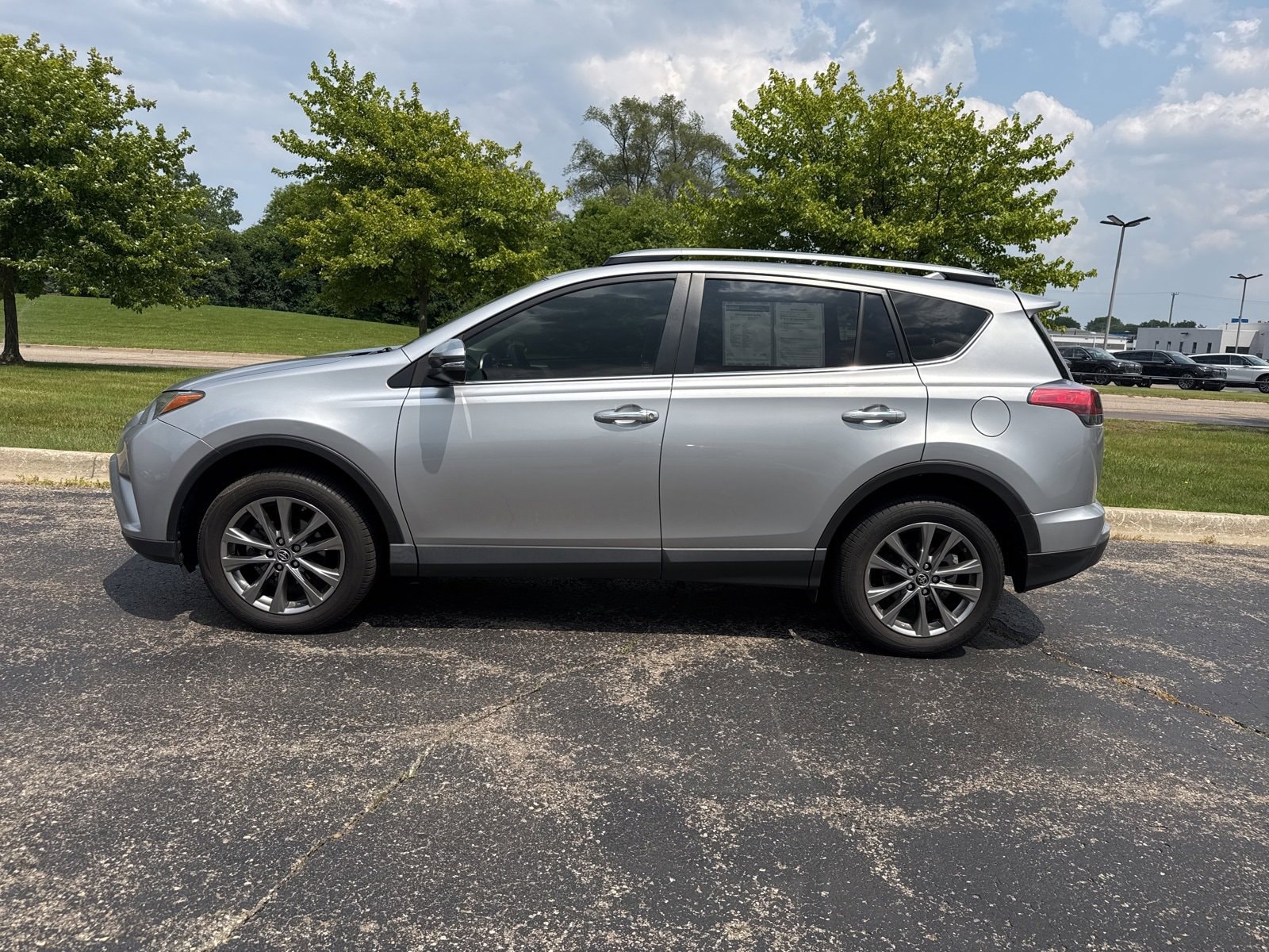 2018 Toyota RAV4 Limited 3