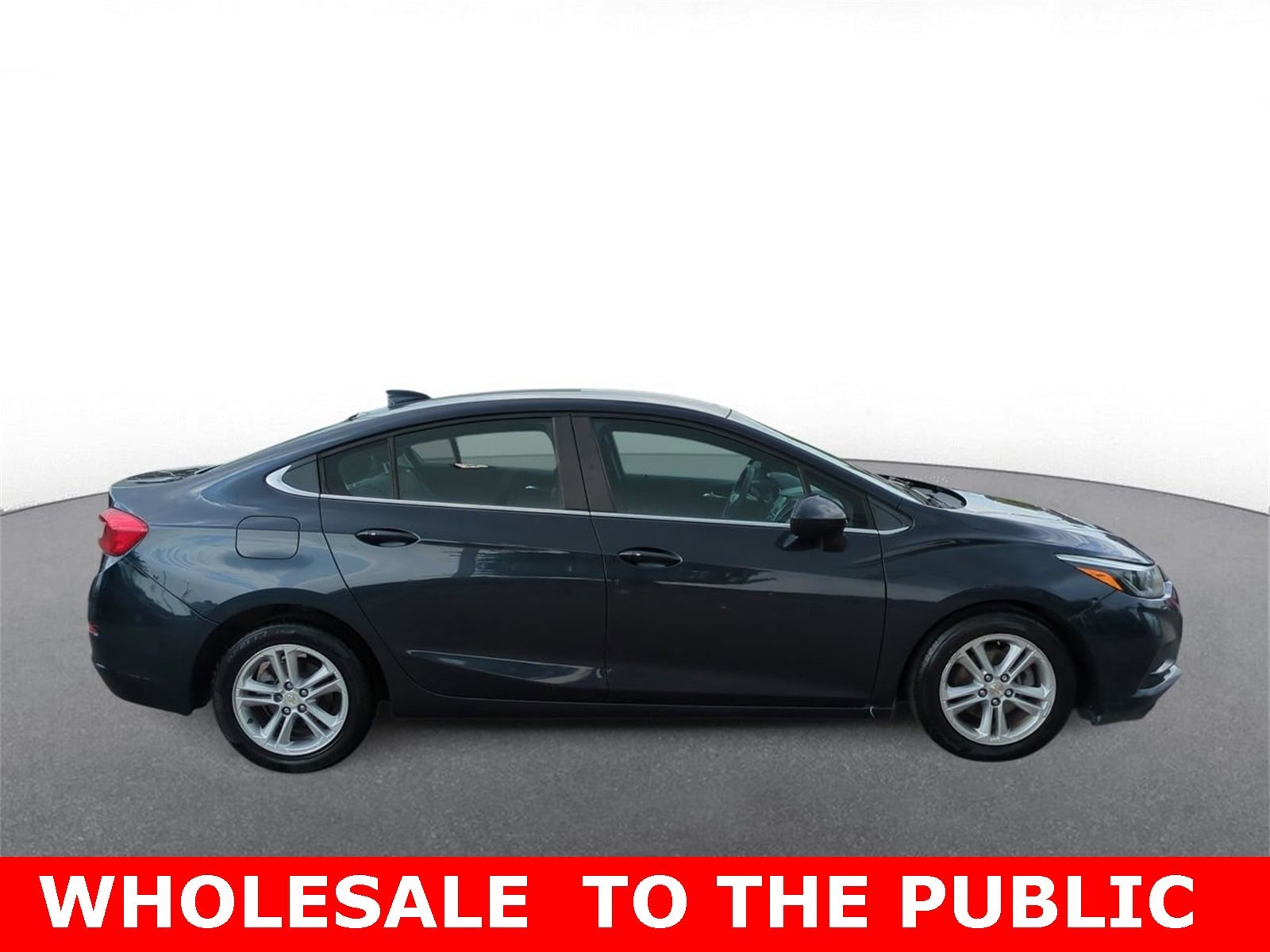 Thumbnail: 2016 Chevrolet Cruze - 9