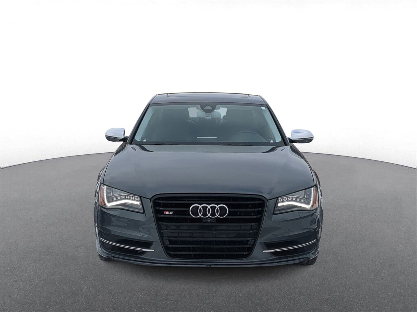 Thumbnail: 2013 Audi S8 - 3