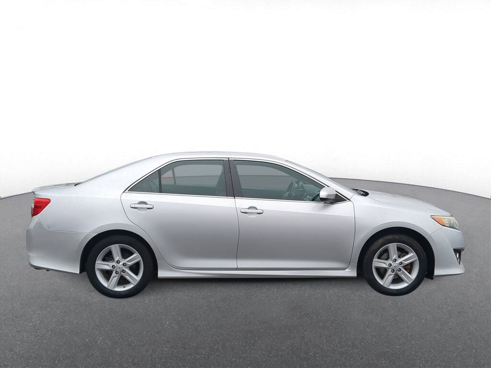 Thumbnail: 2014 Toyota Camry - 9