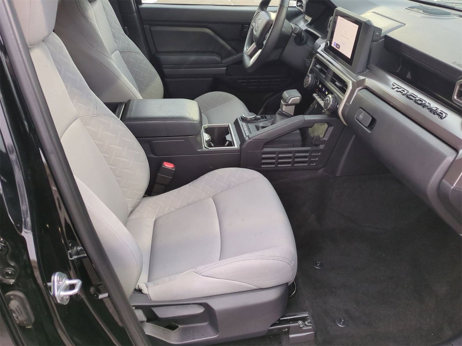 Thumbnail: 2024 Toyota Tacoma - 21