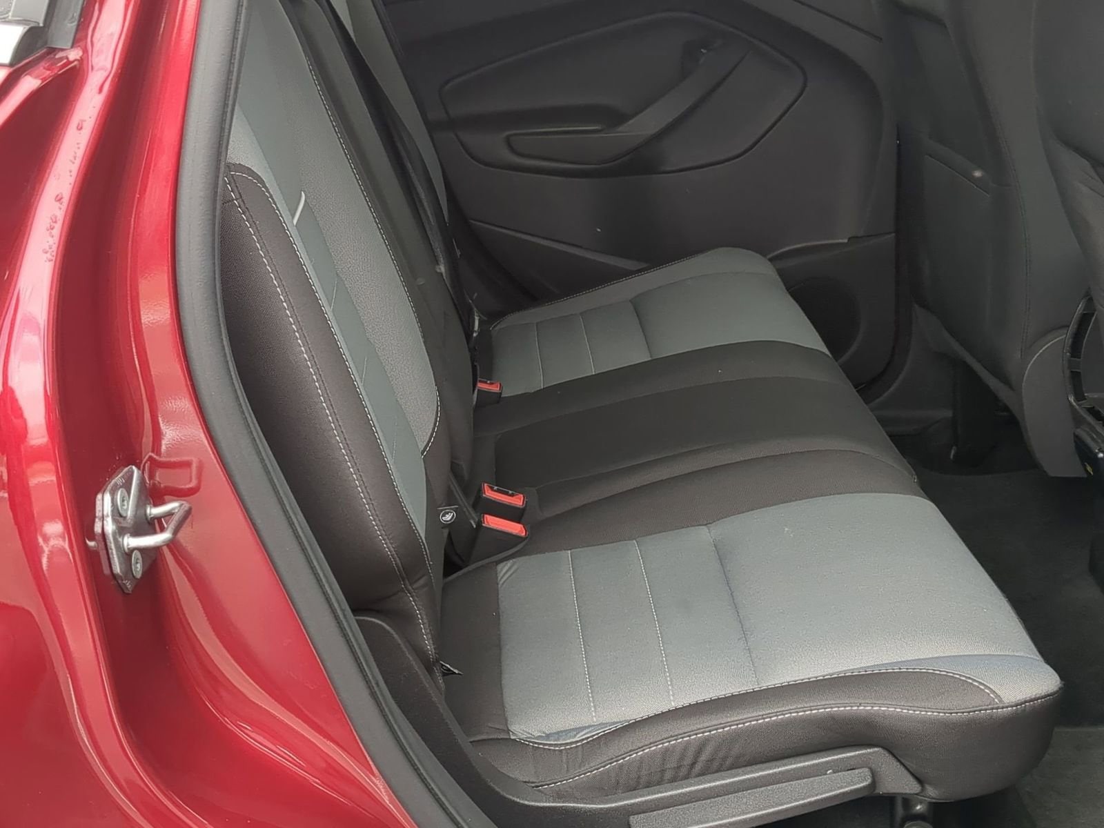 Thumbnail: 2013 Ford Escape - 20