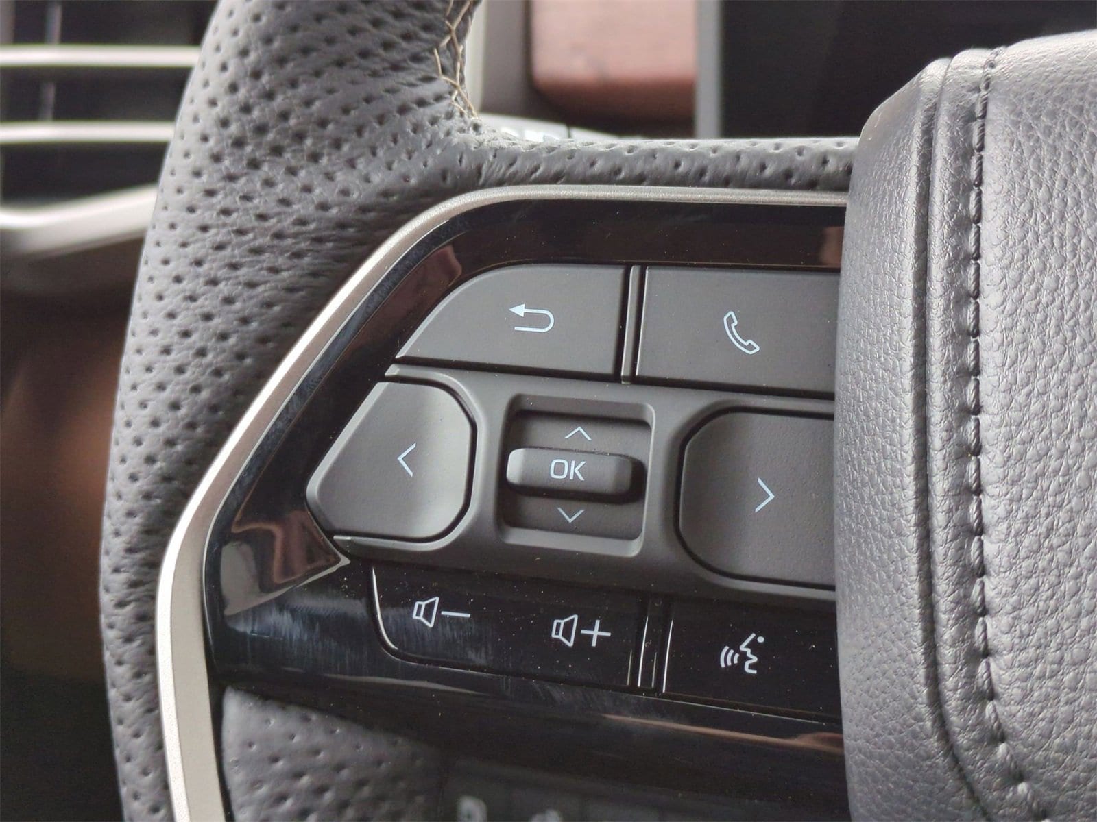 Thumbnail: 2026 Toyota Tundra - 26